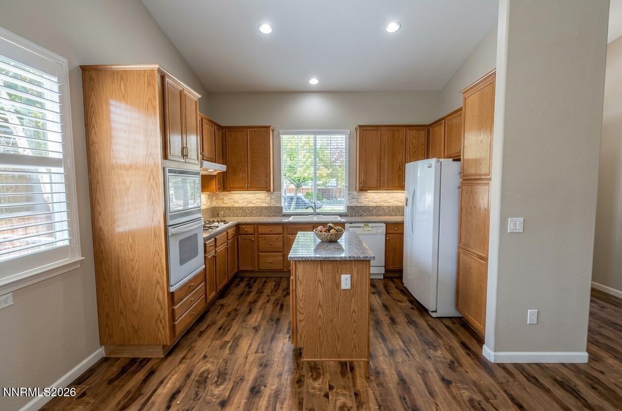 6952 Cinnamon Drive Property Photo 4