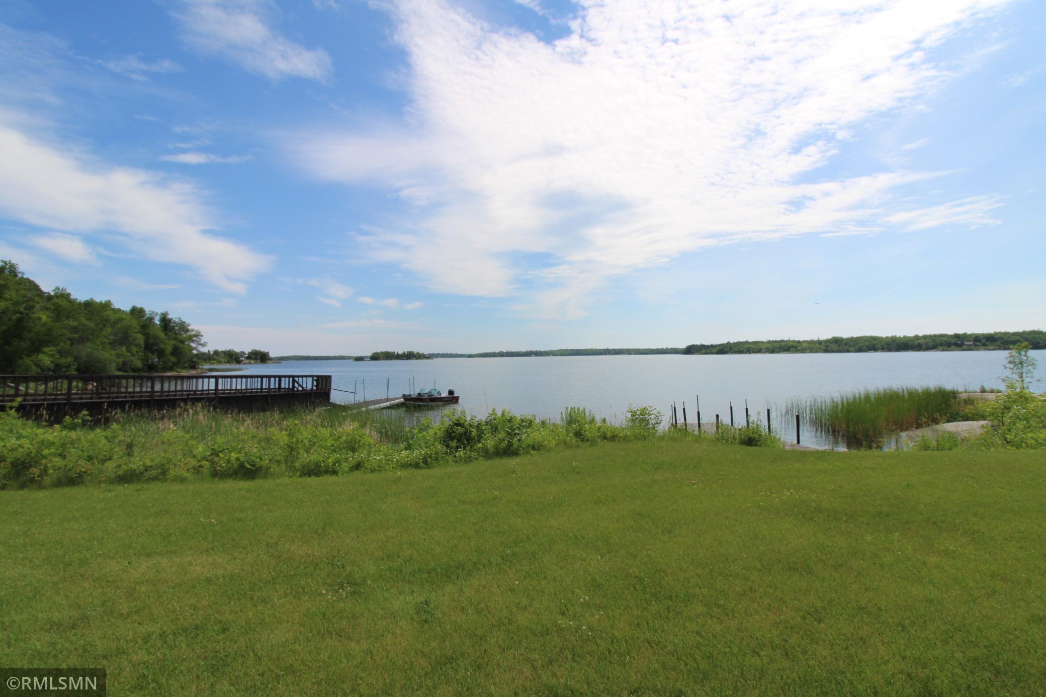 1526 Flag Island Property Photo 10