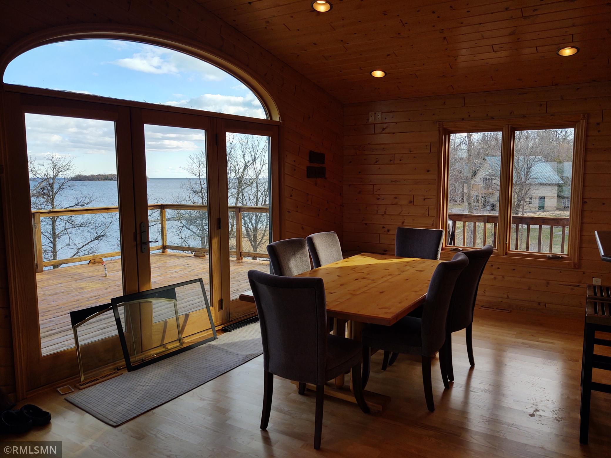 1526 Flag Island Property Photo 20