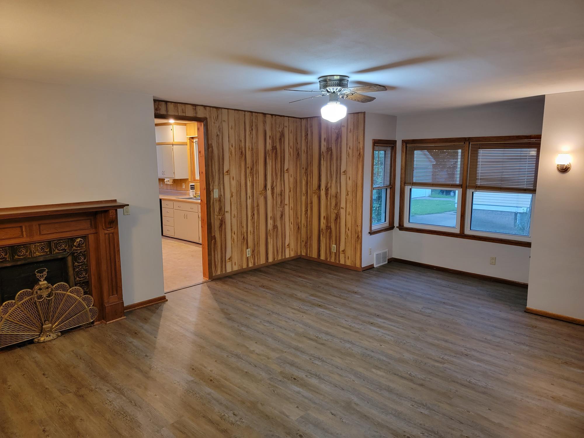 824 W 7th Street Property Photo 8