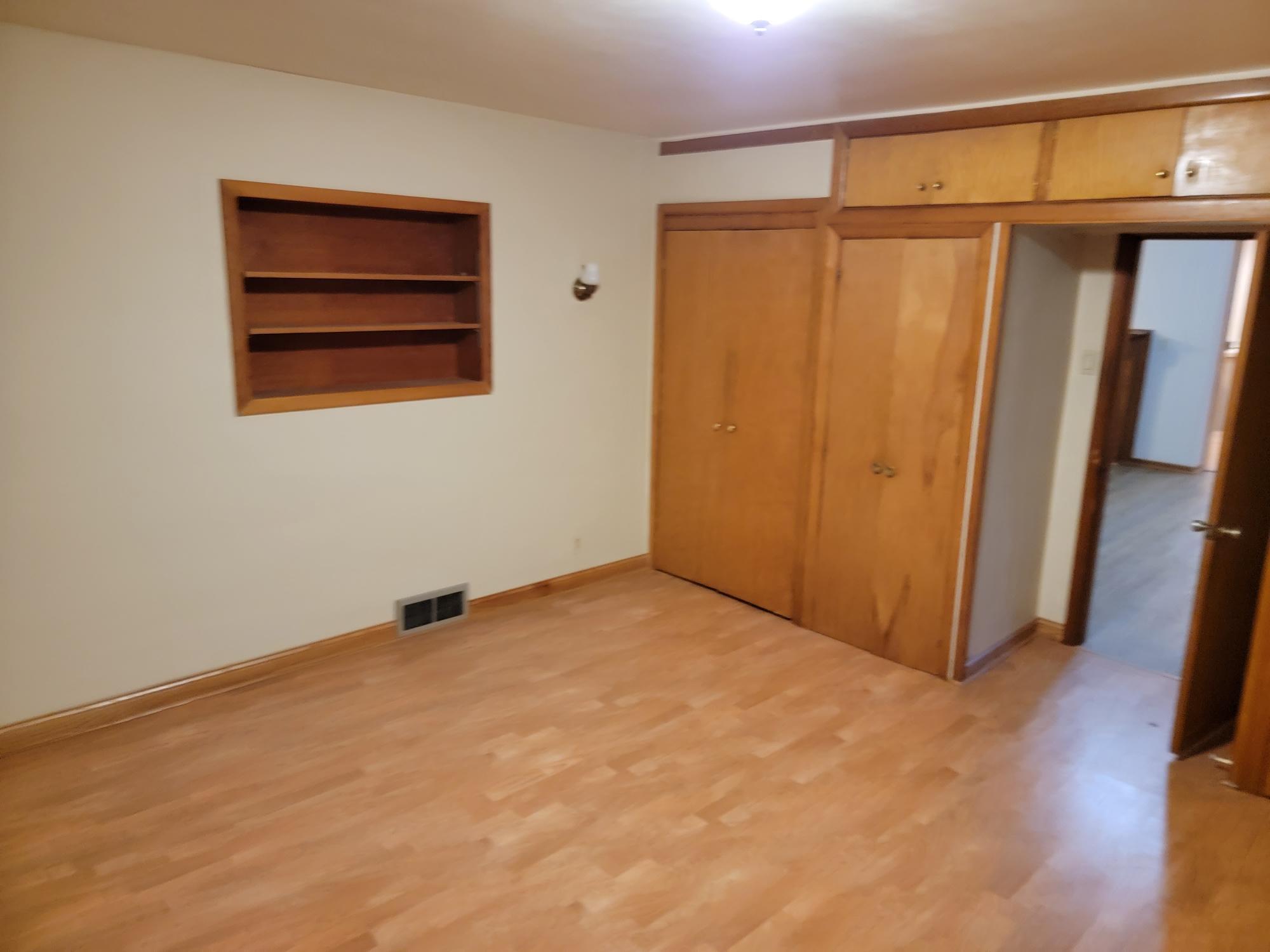 824 W 7th Street Property Photo 17
