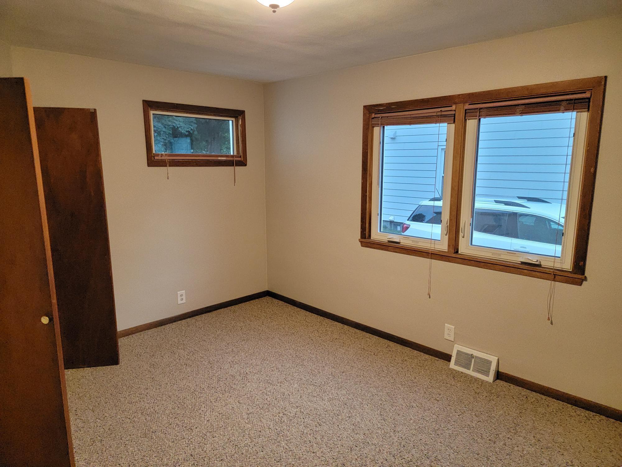 824 W 7th Street Property Photo 19