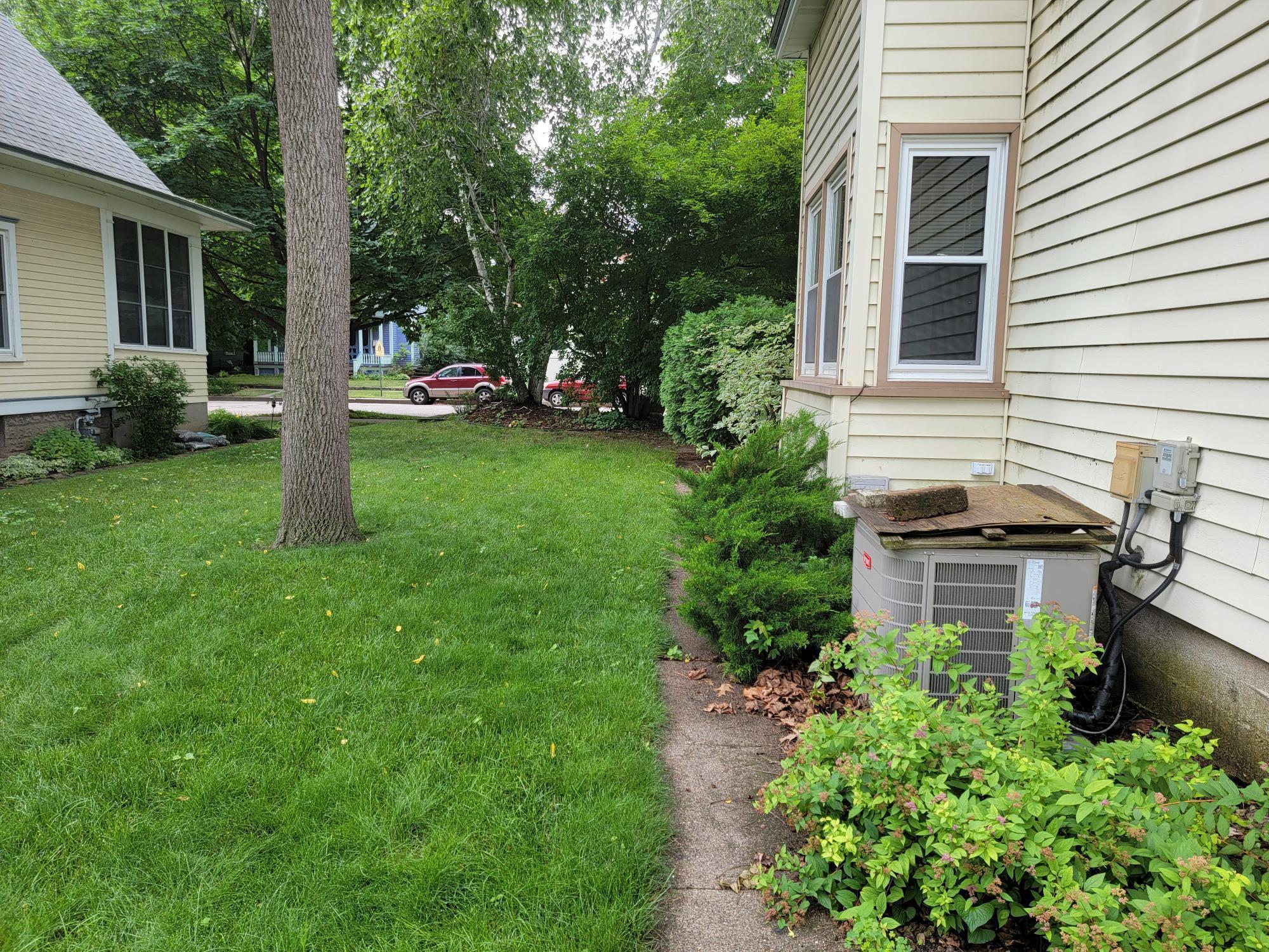 824 W 7th Street Property Photo 28