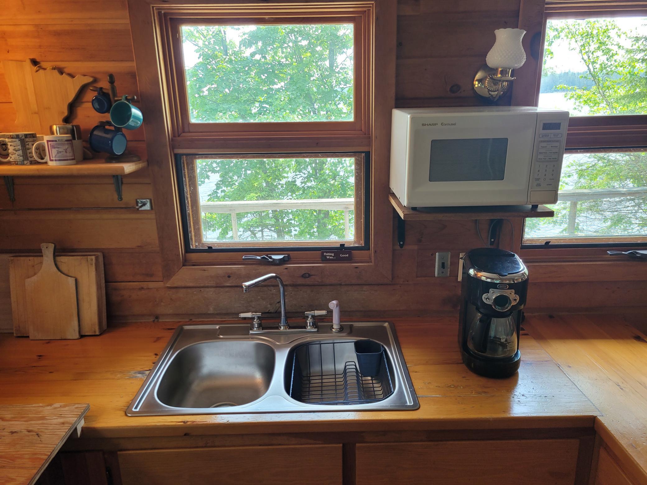 2490 Keyes Island Property Photo 4