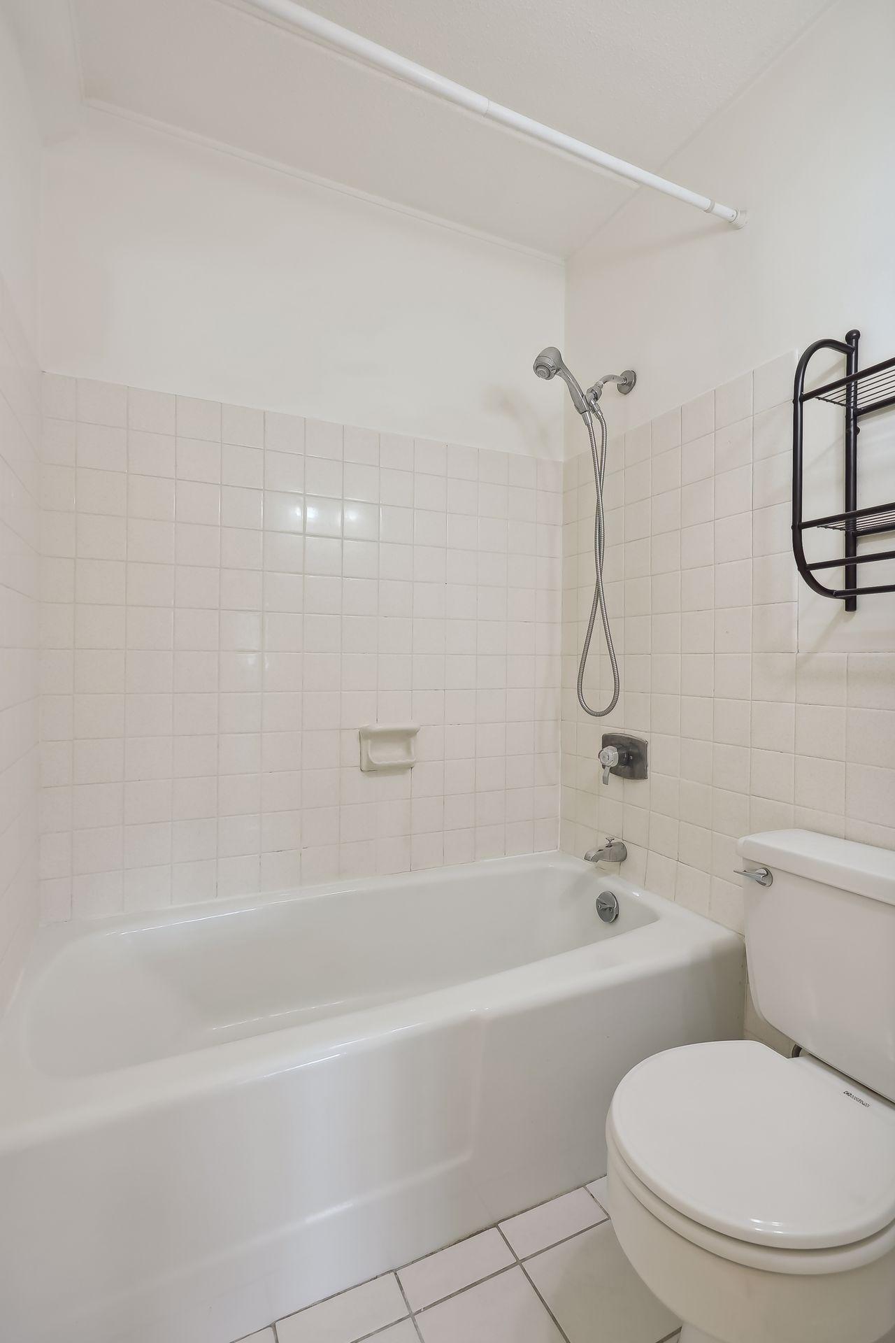 1920 S 1st Street 1406 Property Photo 15