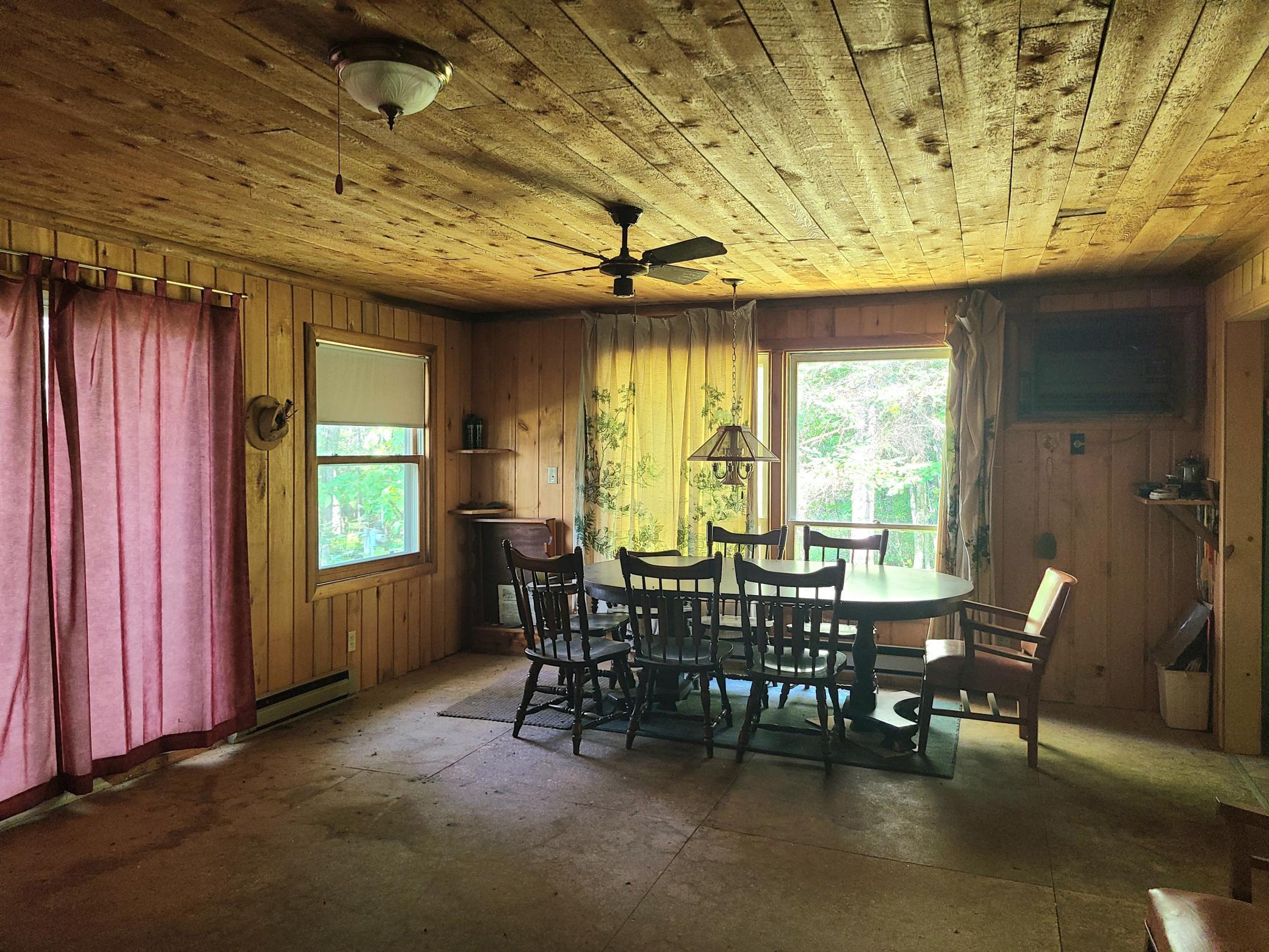 10281 Sullivan Bay Property Photo 7
