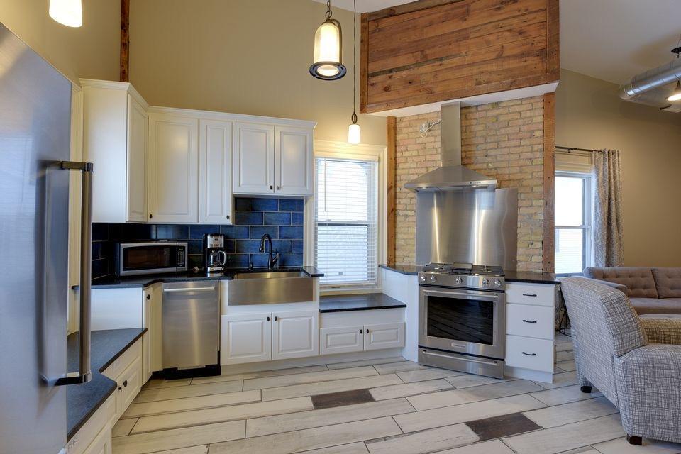 1802 11th Avenue Property Photo 1