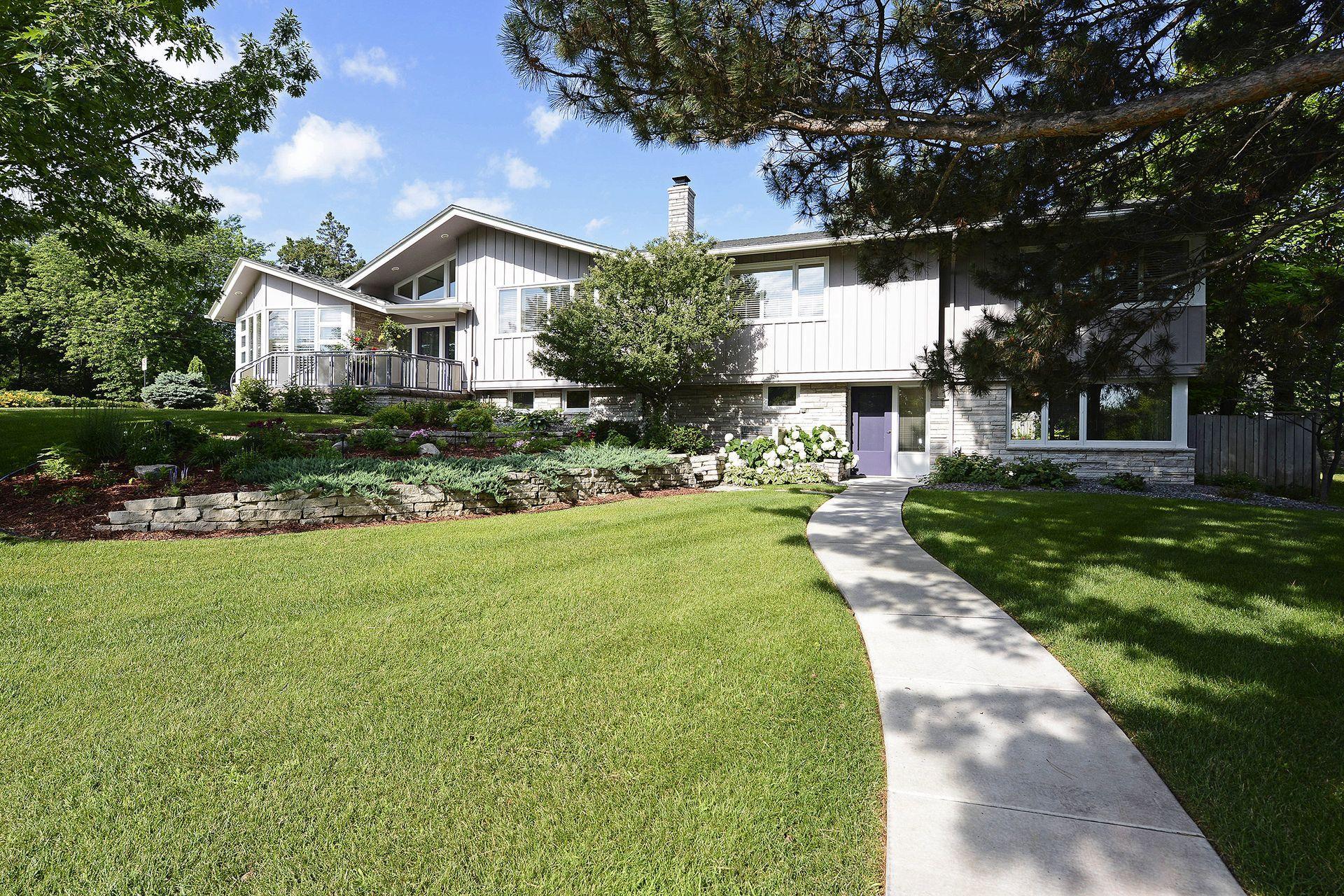 2544 Huntington Avenue Property Photo 15