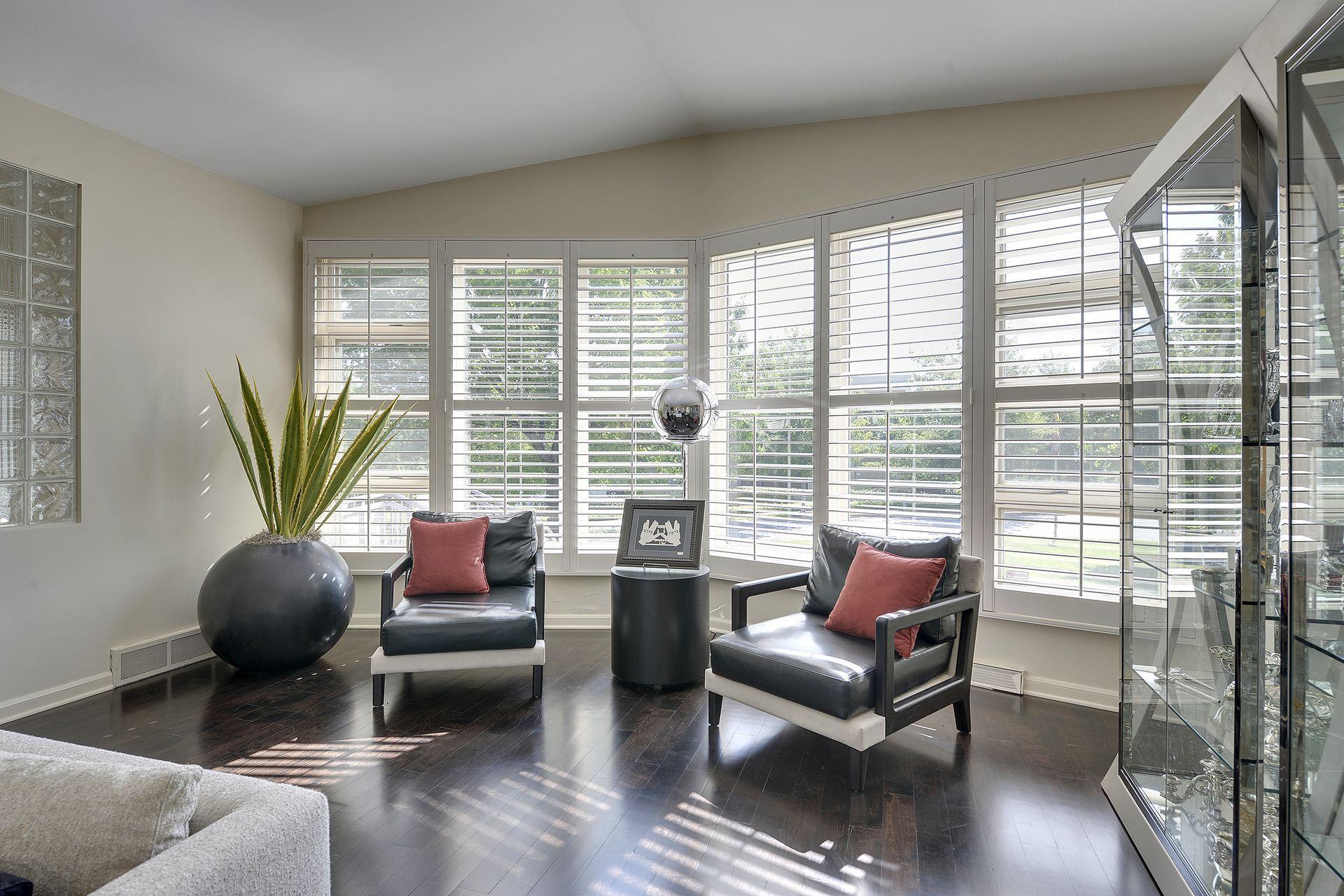 2544 Huntington Avenue Property Photo 20
