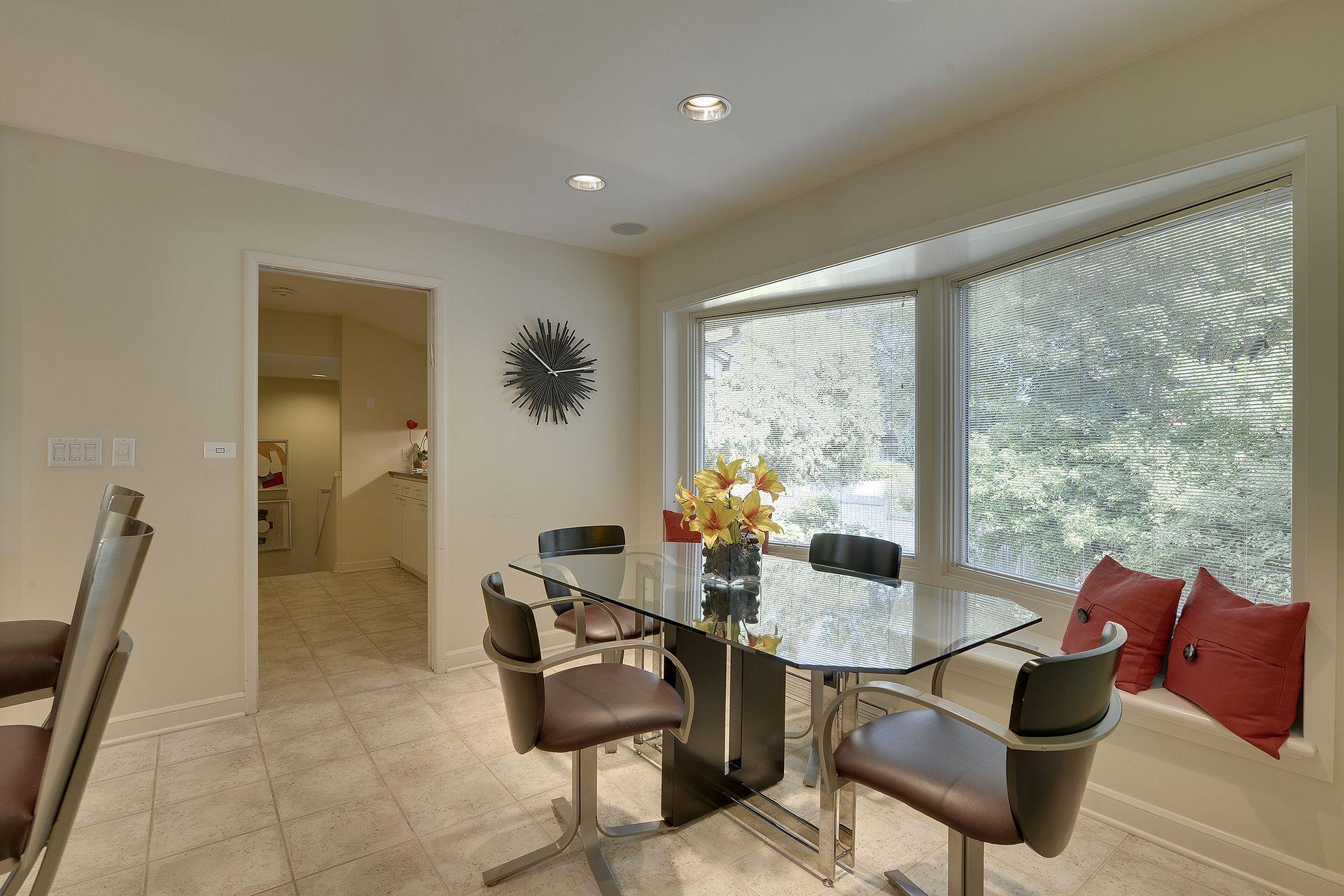2544 Huntington Avenue Property Photo 29