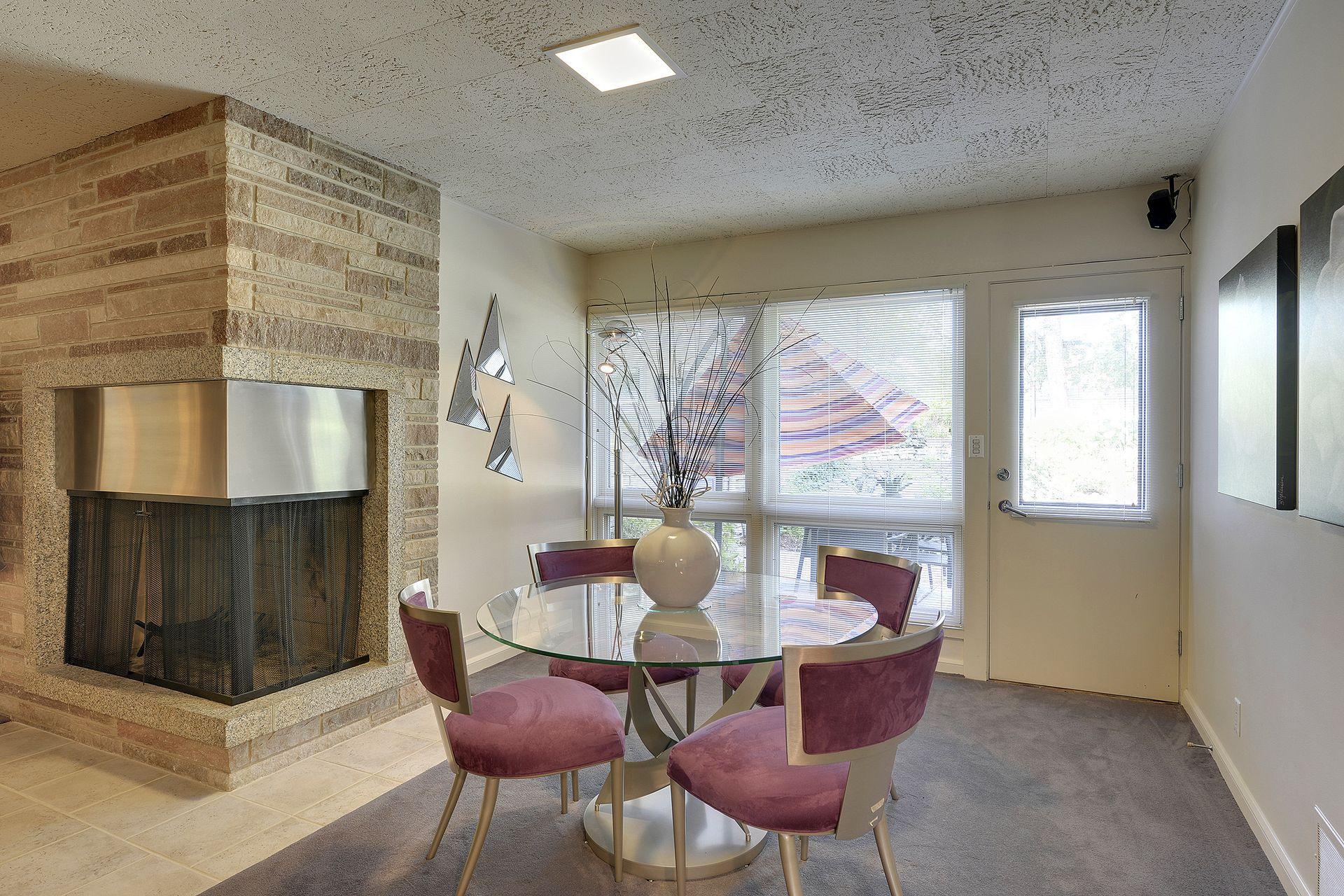 2544 Huntington Avenue Property Photo 52