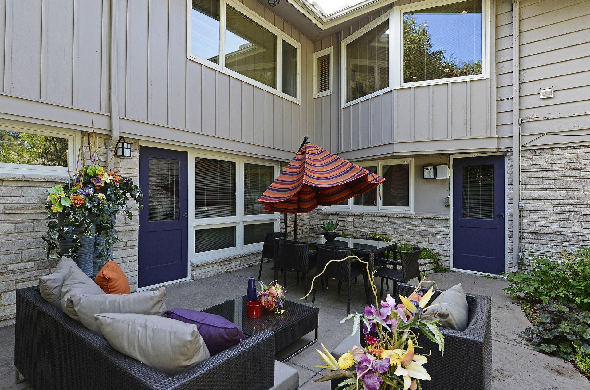 2544 Huntington Avenue Property Photo 74
