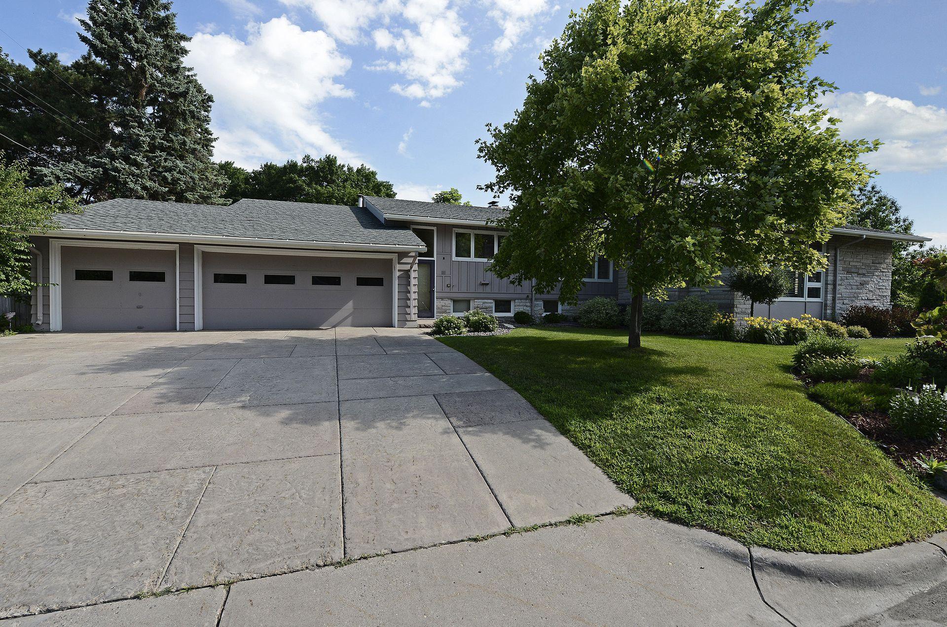 2544 Huntington Avenue Property Photo 77