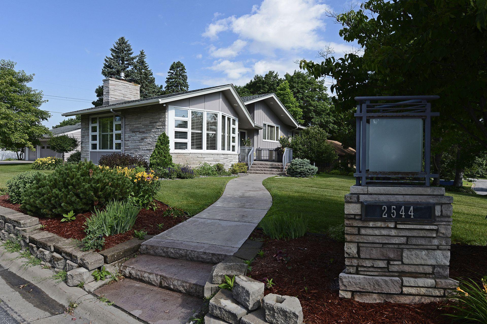2544 Huntington Avenue Property Photo 78