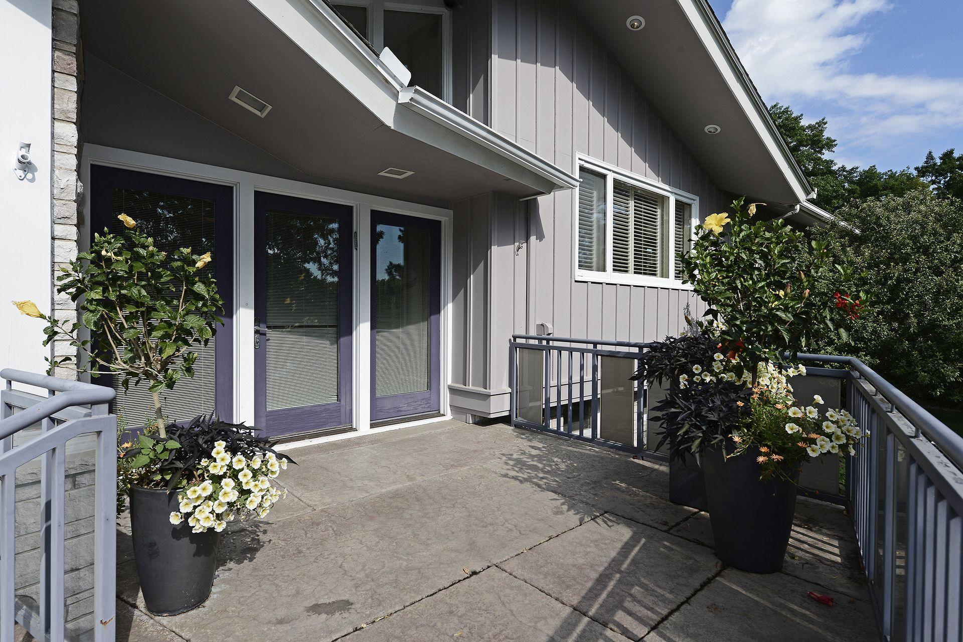2544 Huntington Avenue Property Photo 79