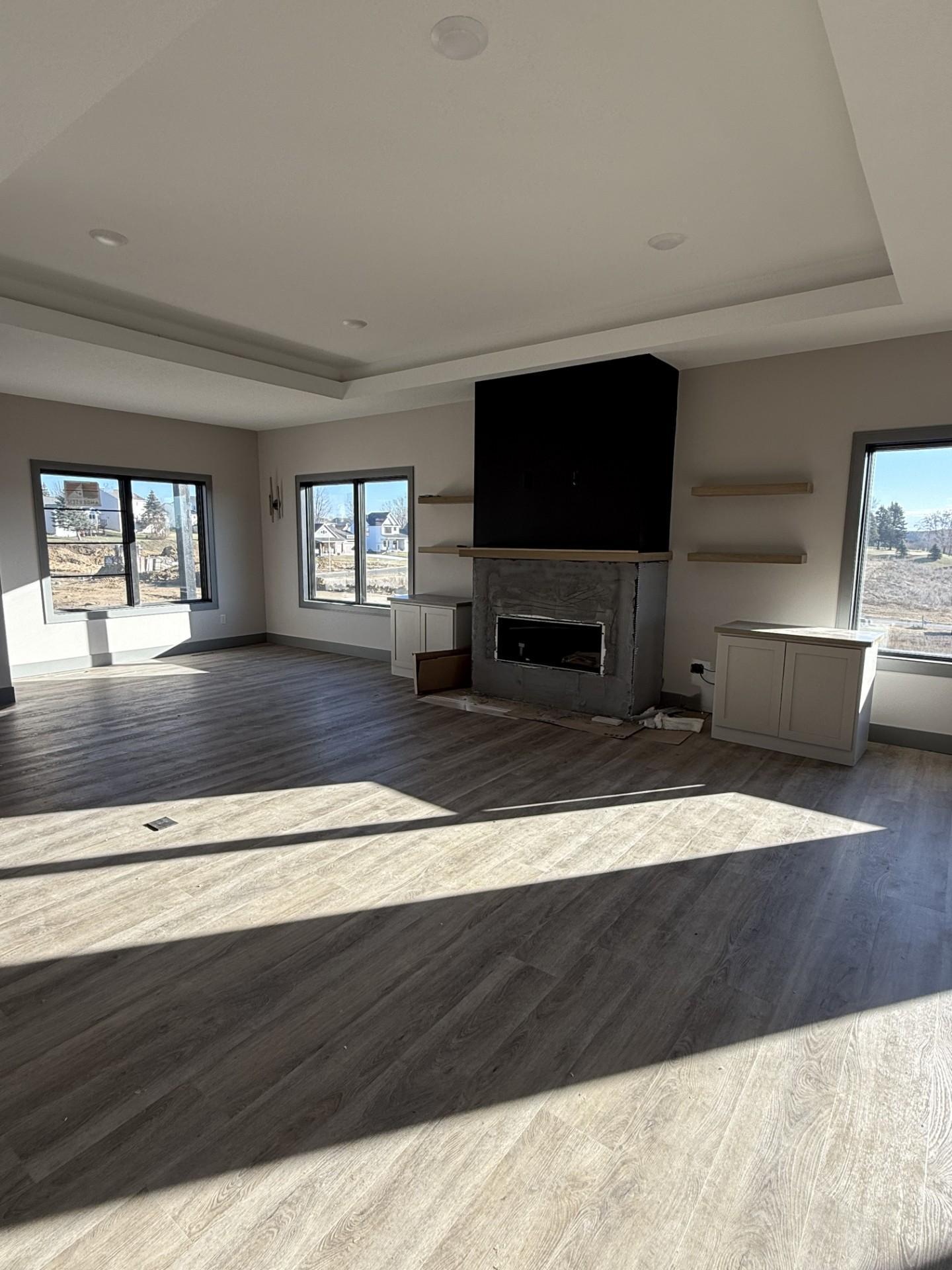 4904 Noble Drive Property Photo 5