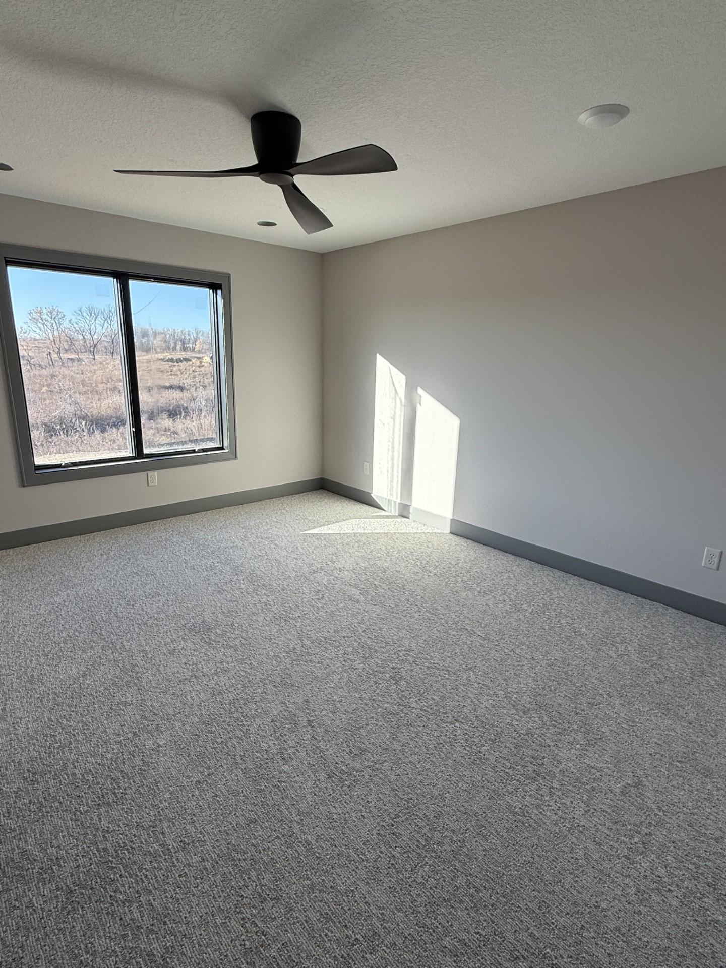 4904 Noble Drive Property Photo 17