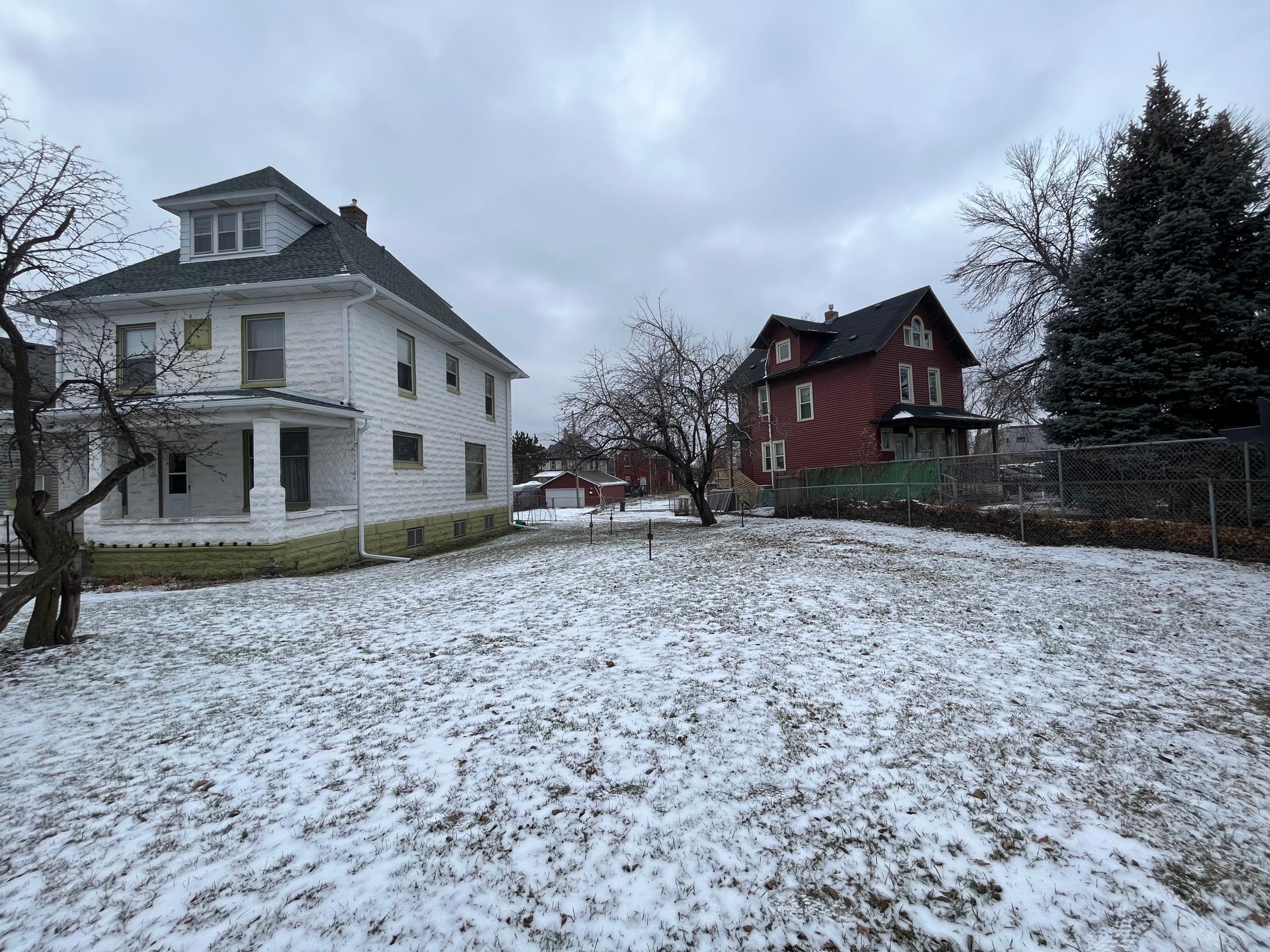 352 Como Avenue Property Photo 3