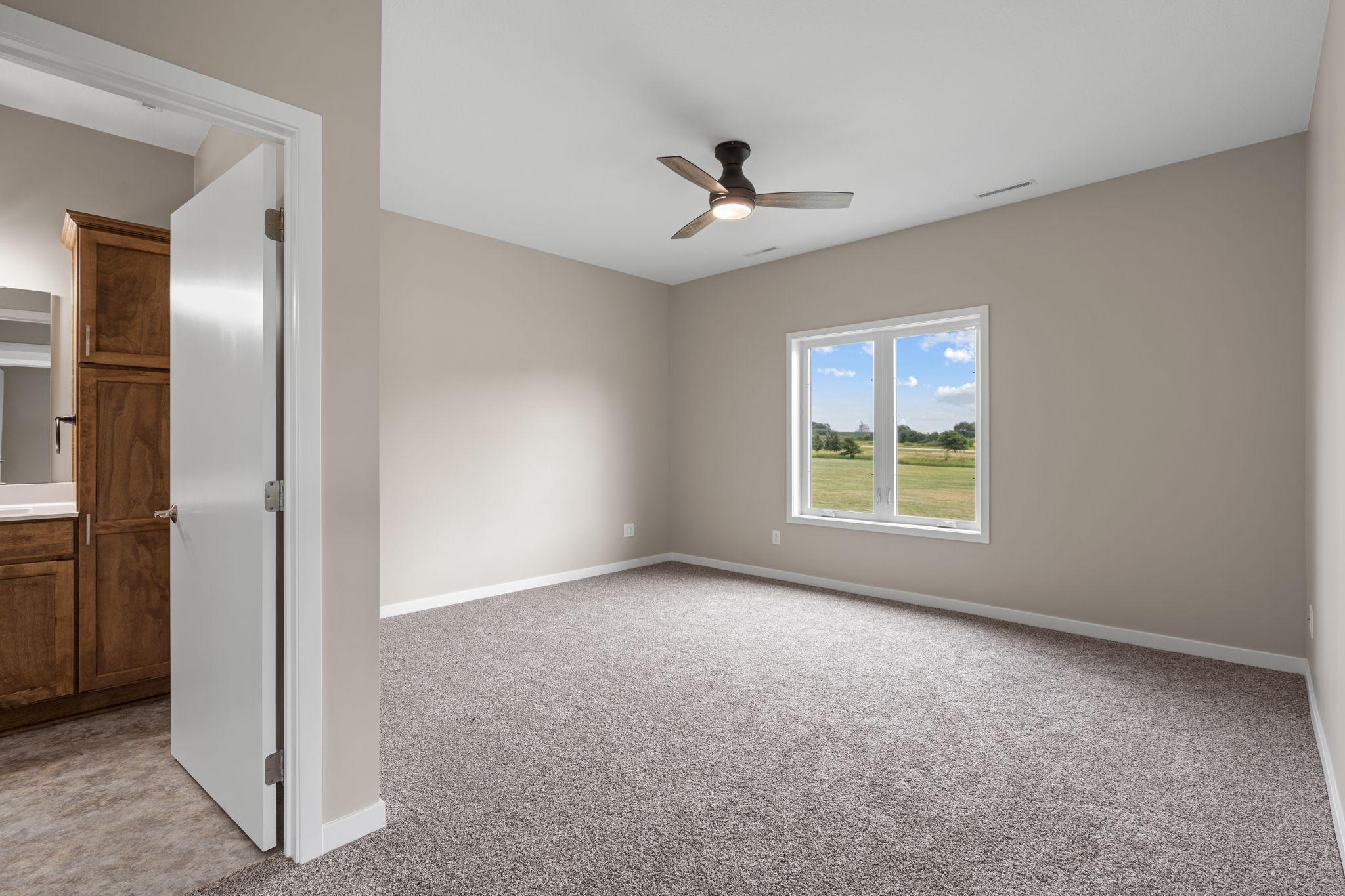 611 Northwood Place Property Photo 33