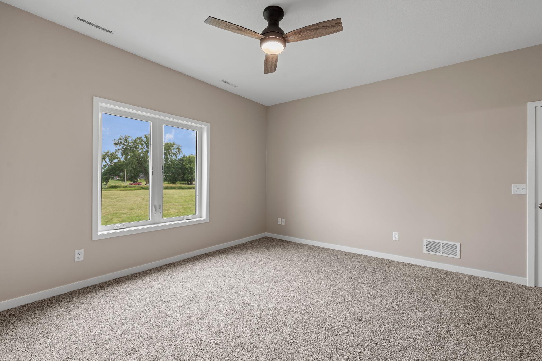 611 Northwood Place Property Photo 38