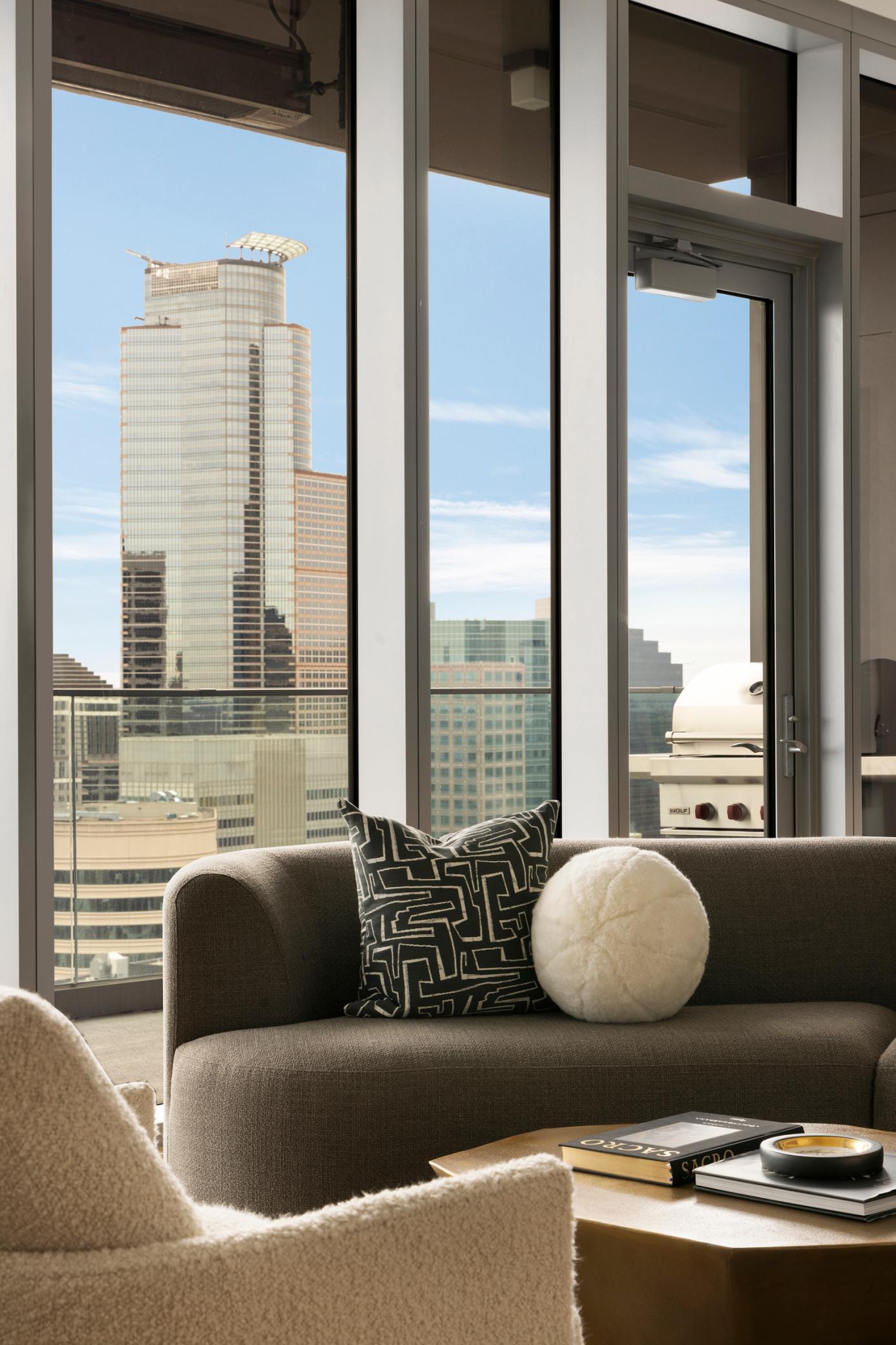 255 Hennepin Avenue 3201 Property Photo 3