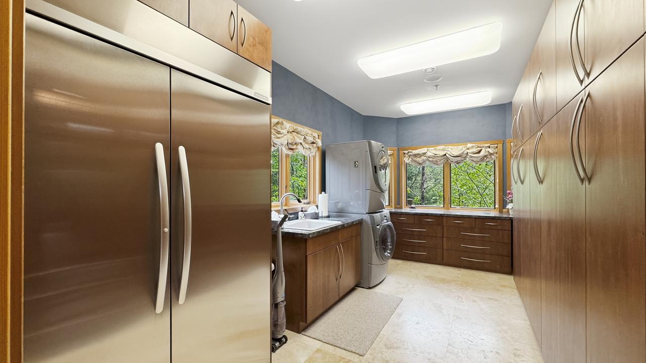 2713 Burntside Lake Ne Property Photo 29