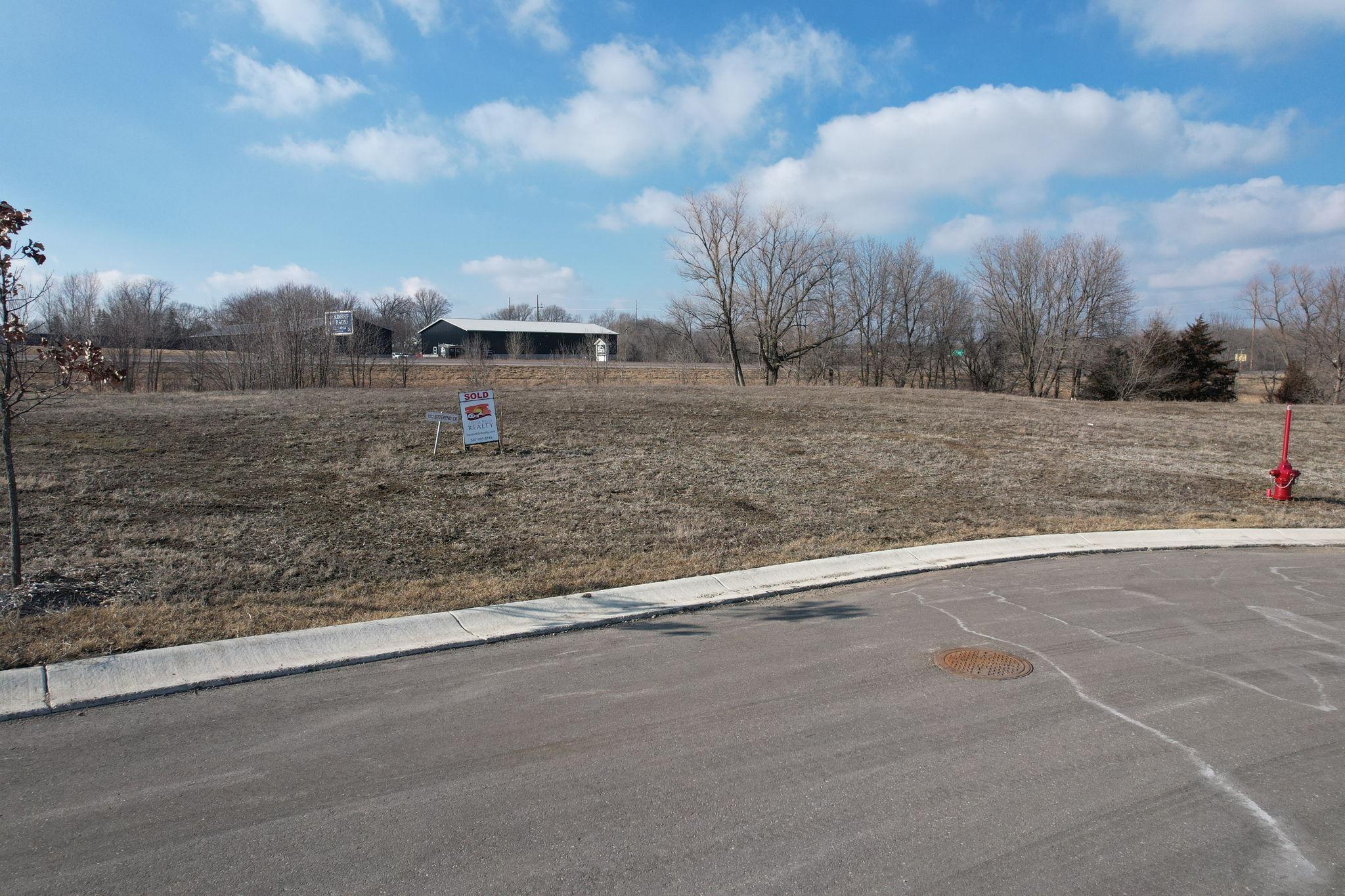1022 Bitterend Circle Property Photo 6