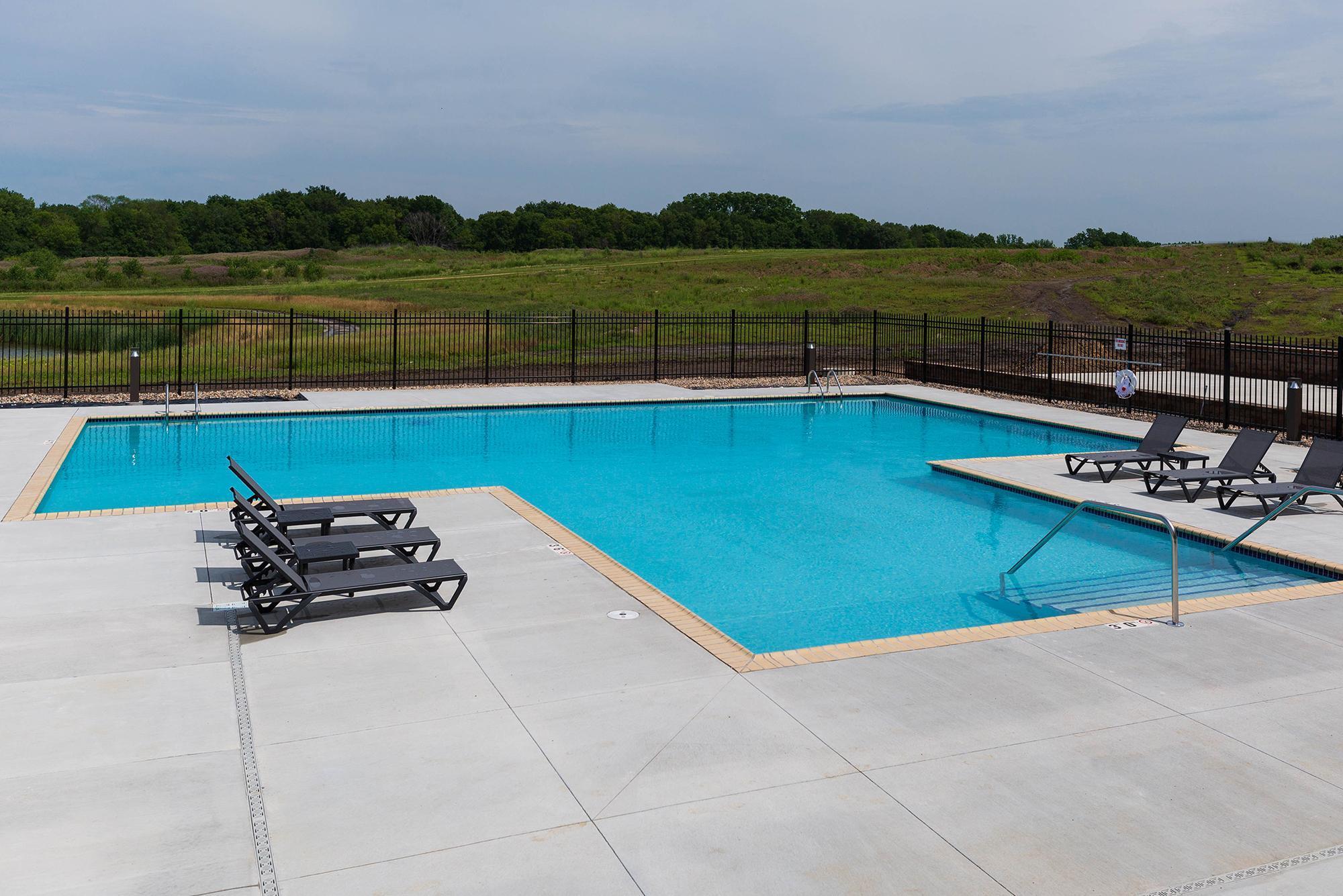 1022 Bitterend Circle Property Photo 12