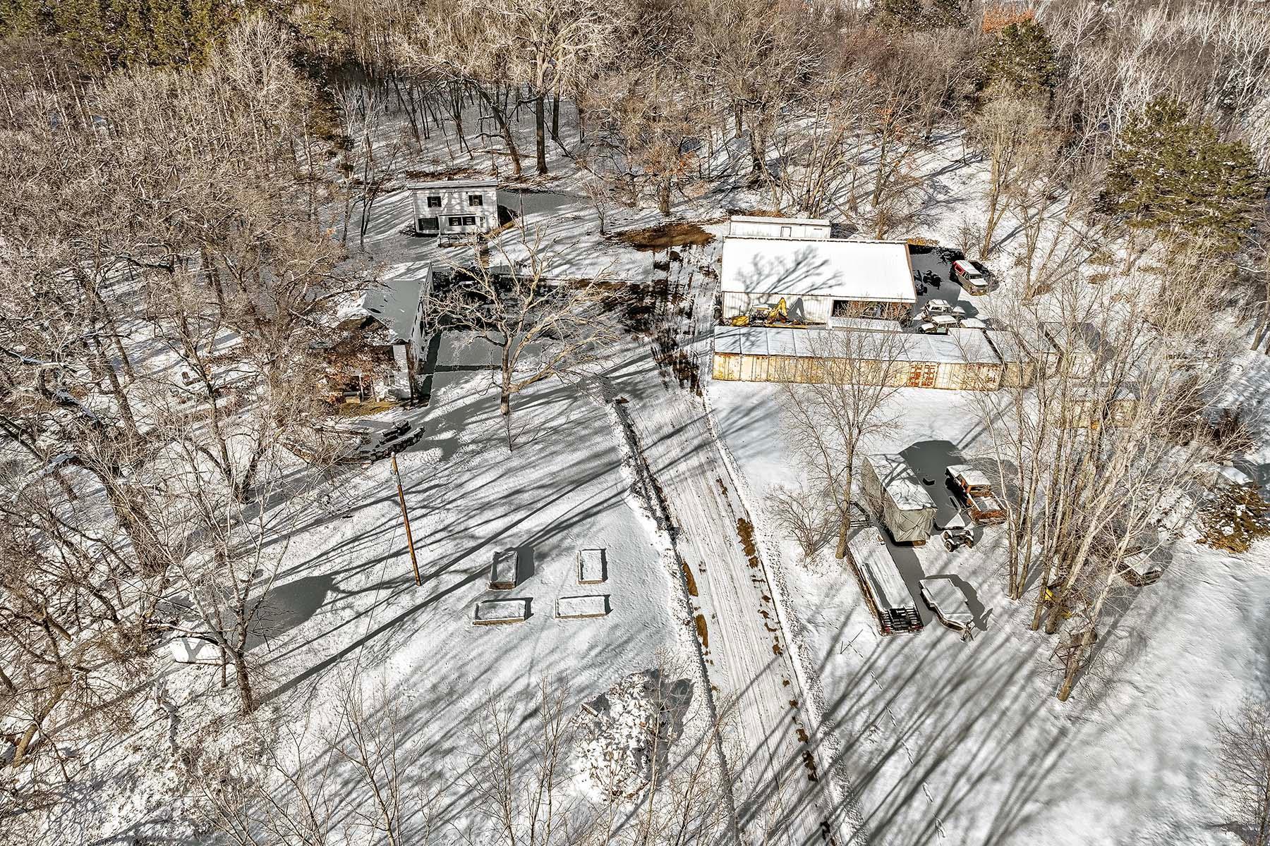 3400 Highway 55 Property Photo 2