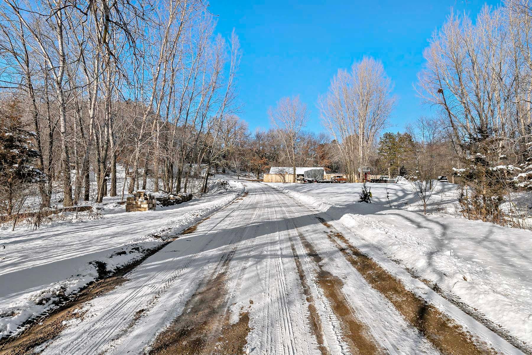 3400 Highway 55 Property Photo 10