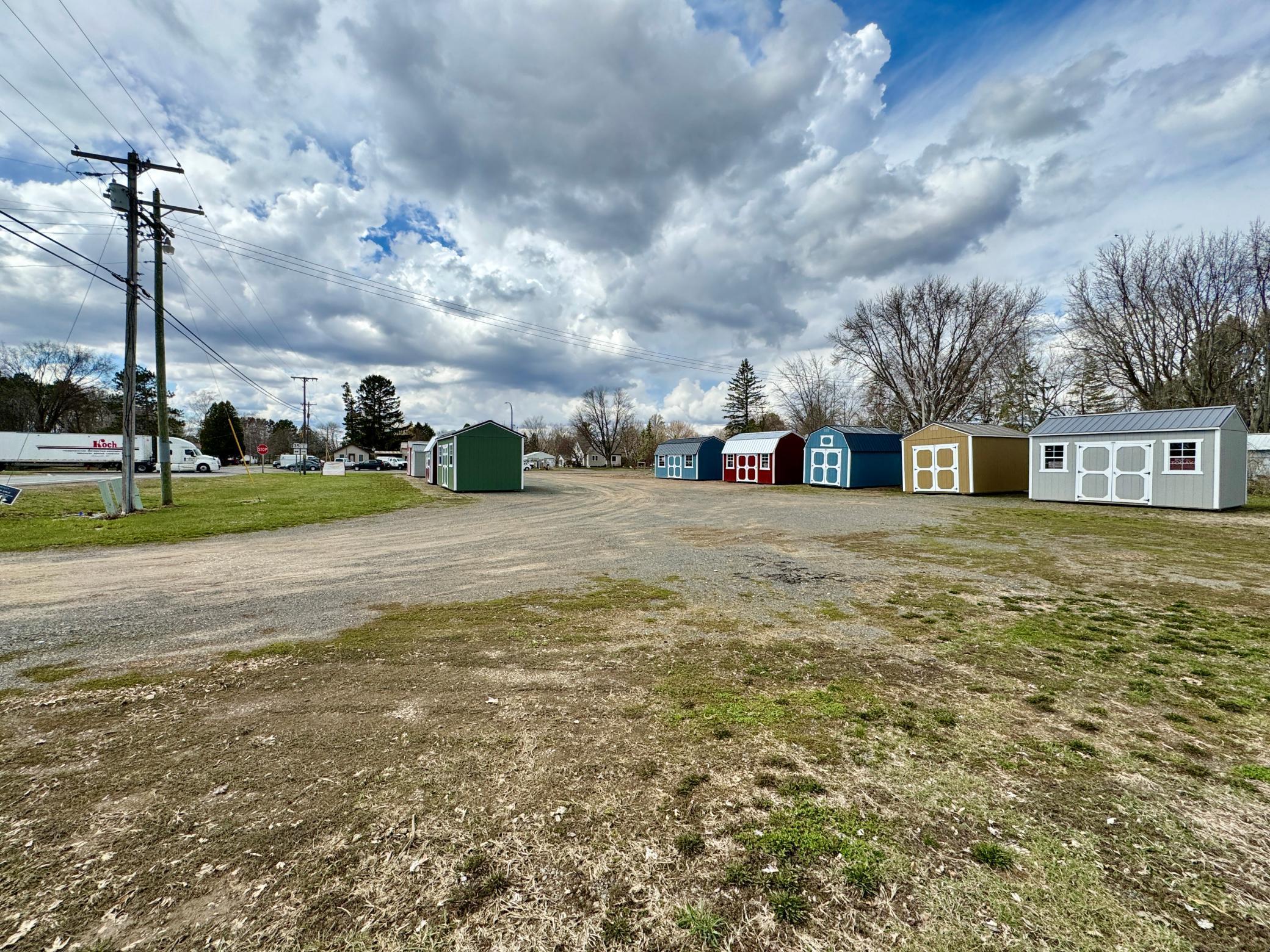 710 S Highway 35 Property Photo 4