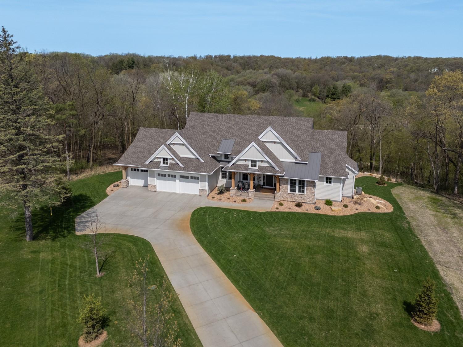 6349 Merilane Place Property Photo 2