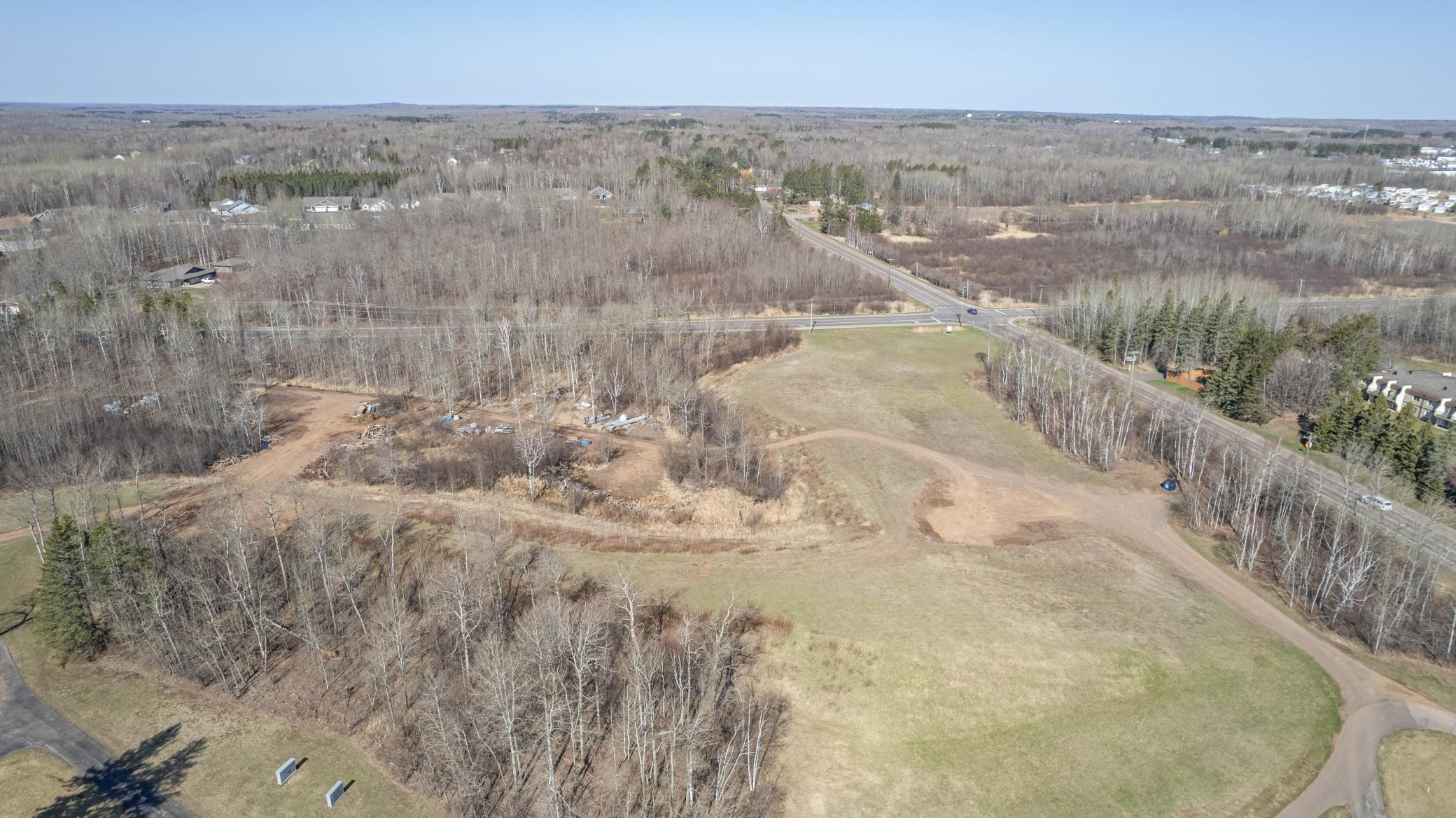 4876 W Arrowhead Road Property Photo 3