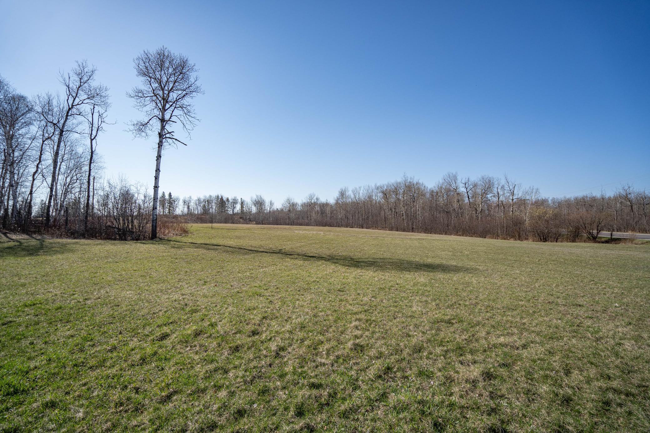 4876 W Arrowhead Road Property Photo 6