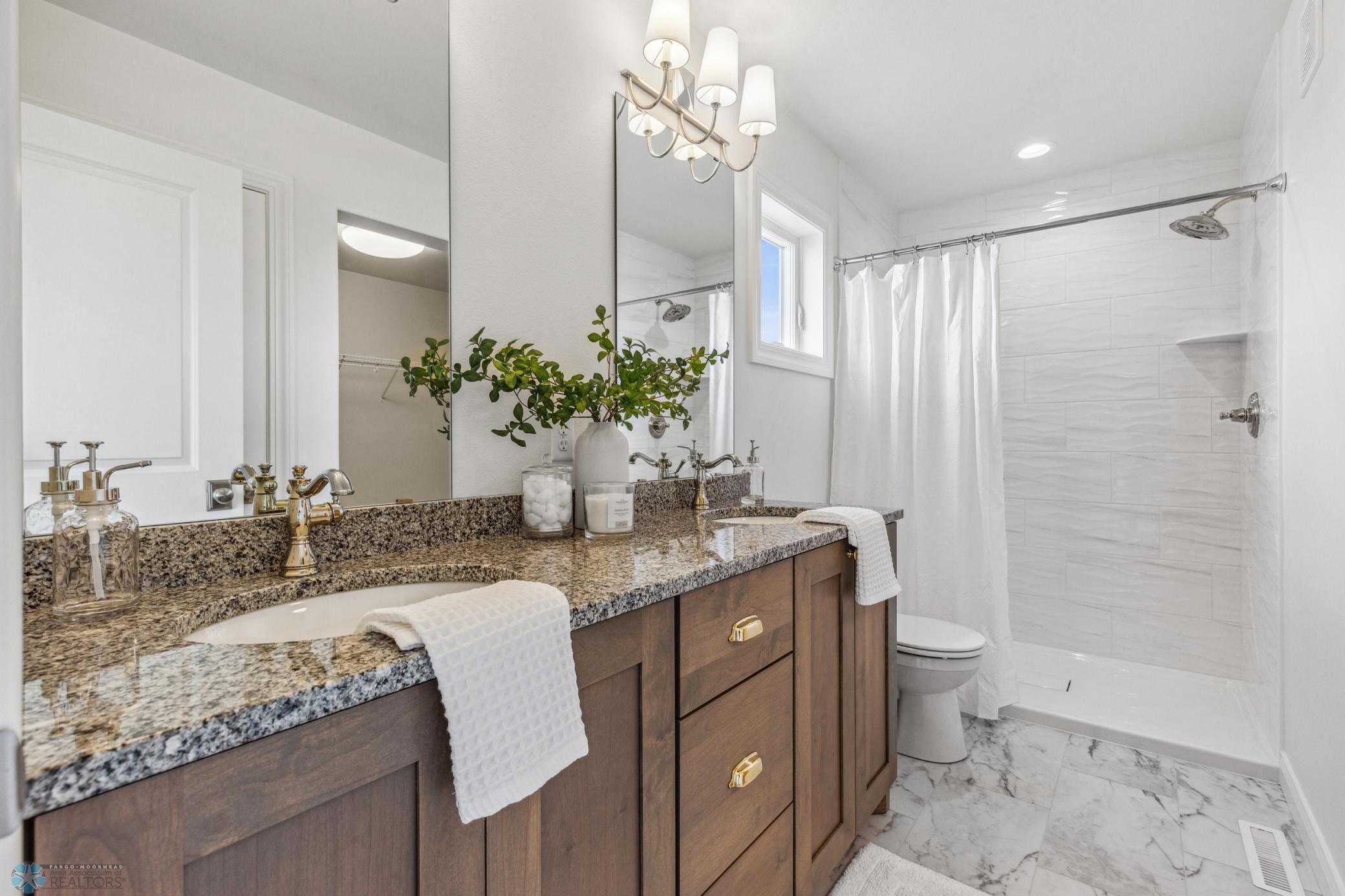 5489 Lori Lane Property Photo 23
