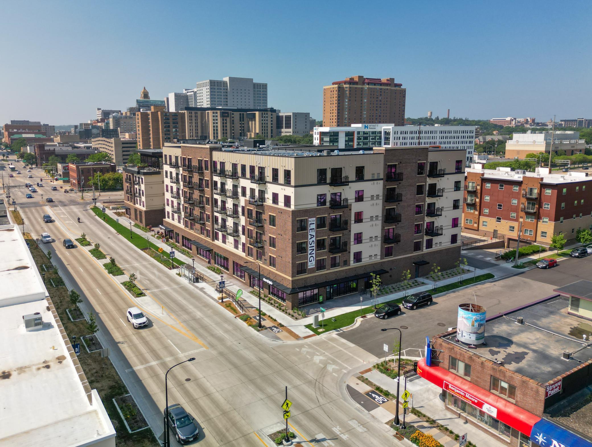 401 Broadway Avenue 130 Property Photo 2