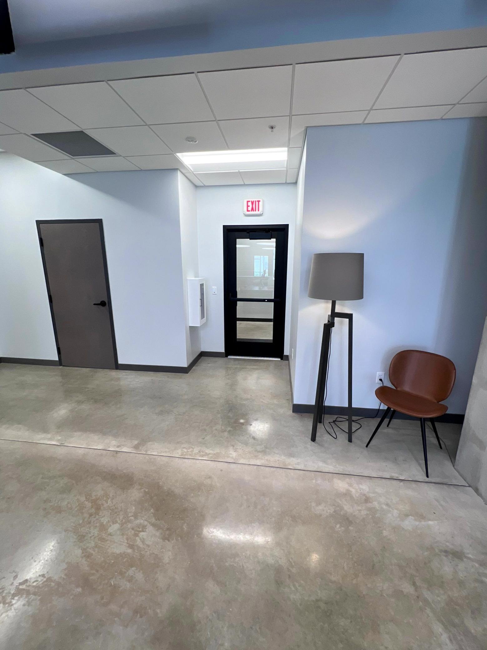 401 Broadway Avenue 130 Property Photo 12
