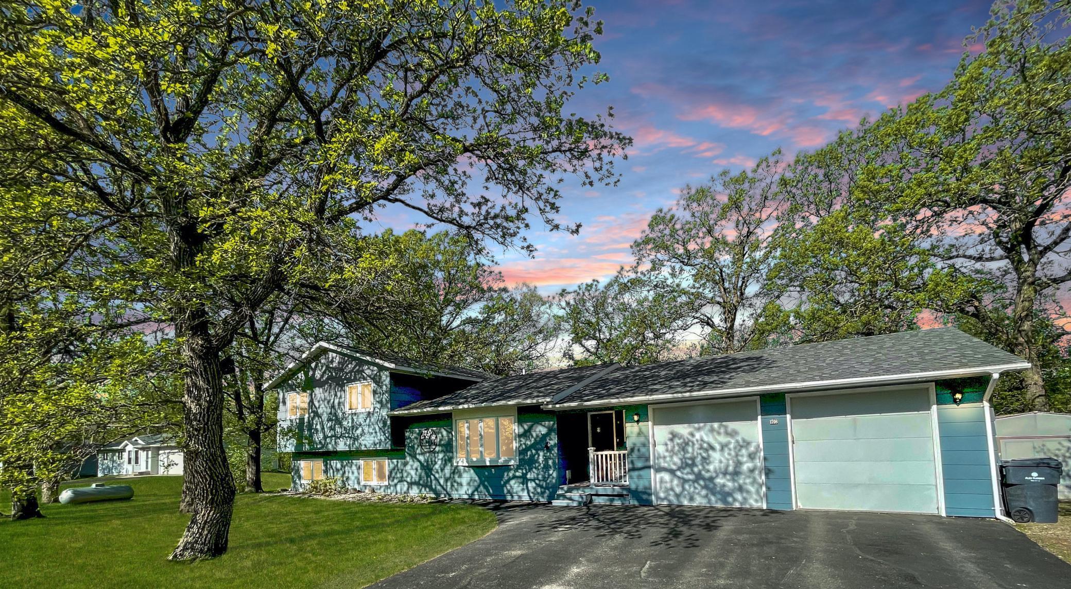 1708 Maple Drive Property Photo 1