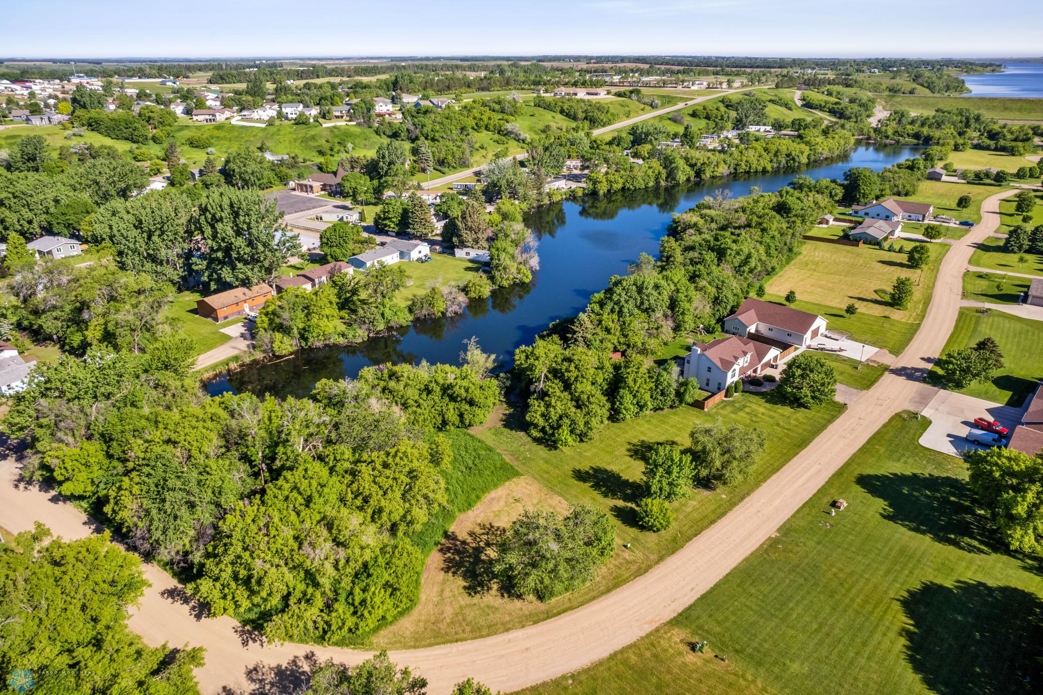 1503 Island Park Drive Property Photo 2