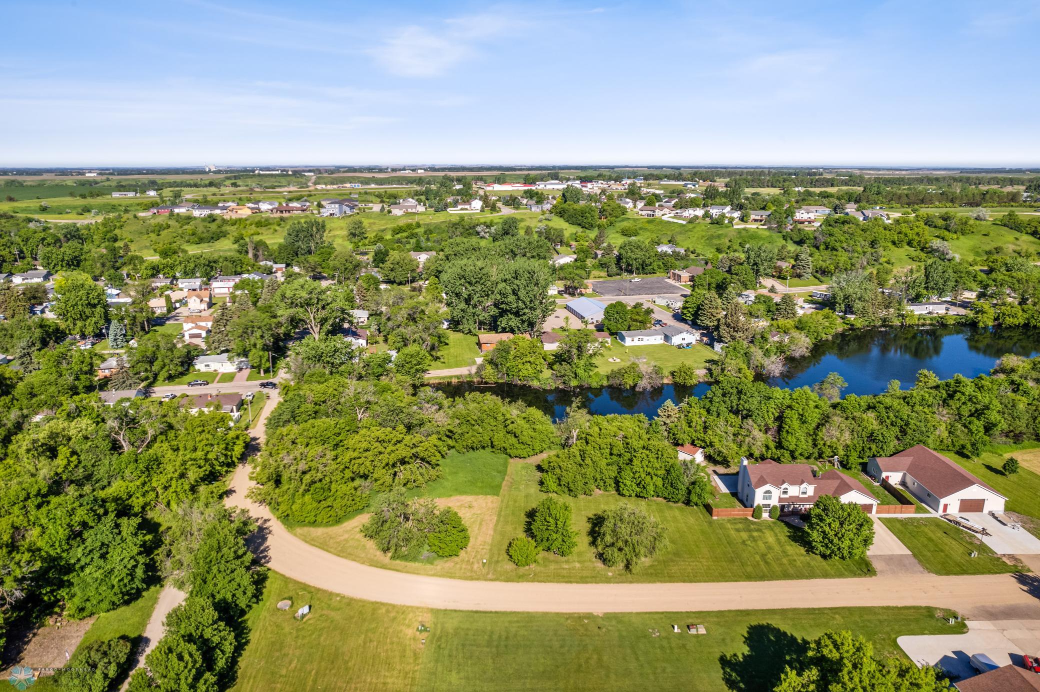 1503 Island Park Drive Property Photo 3