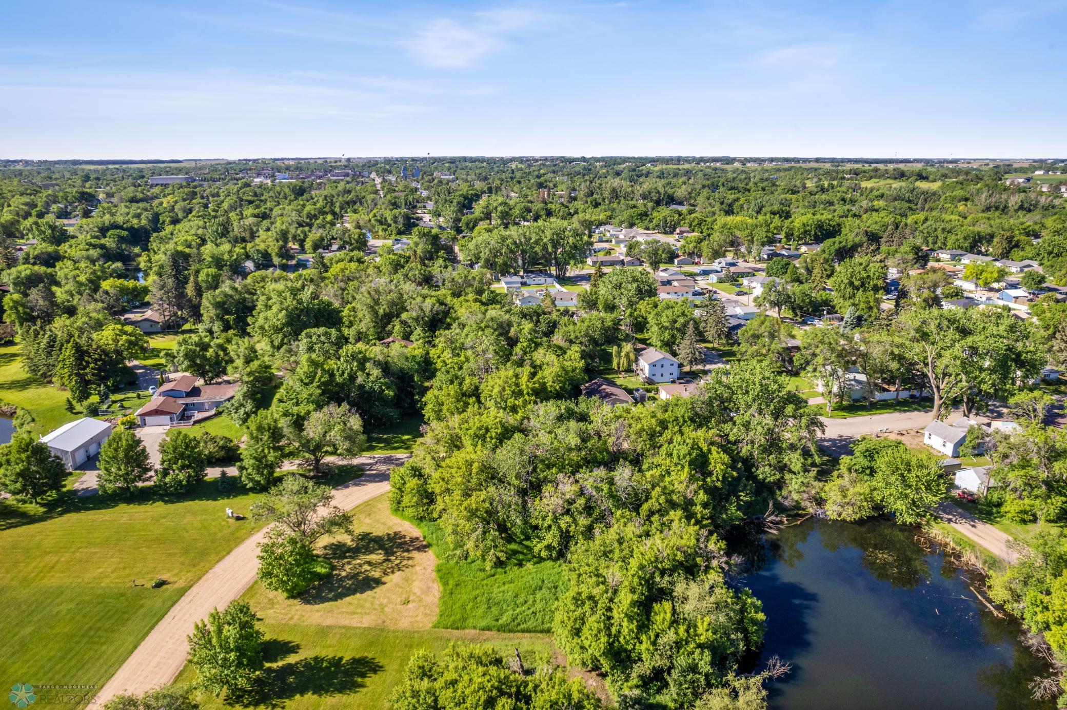 1503 Island Park Drive Property Photo 4