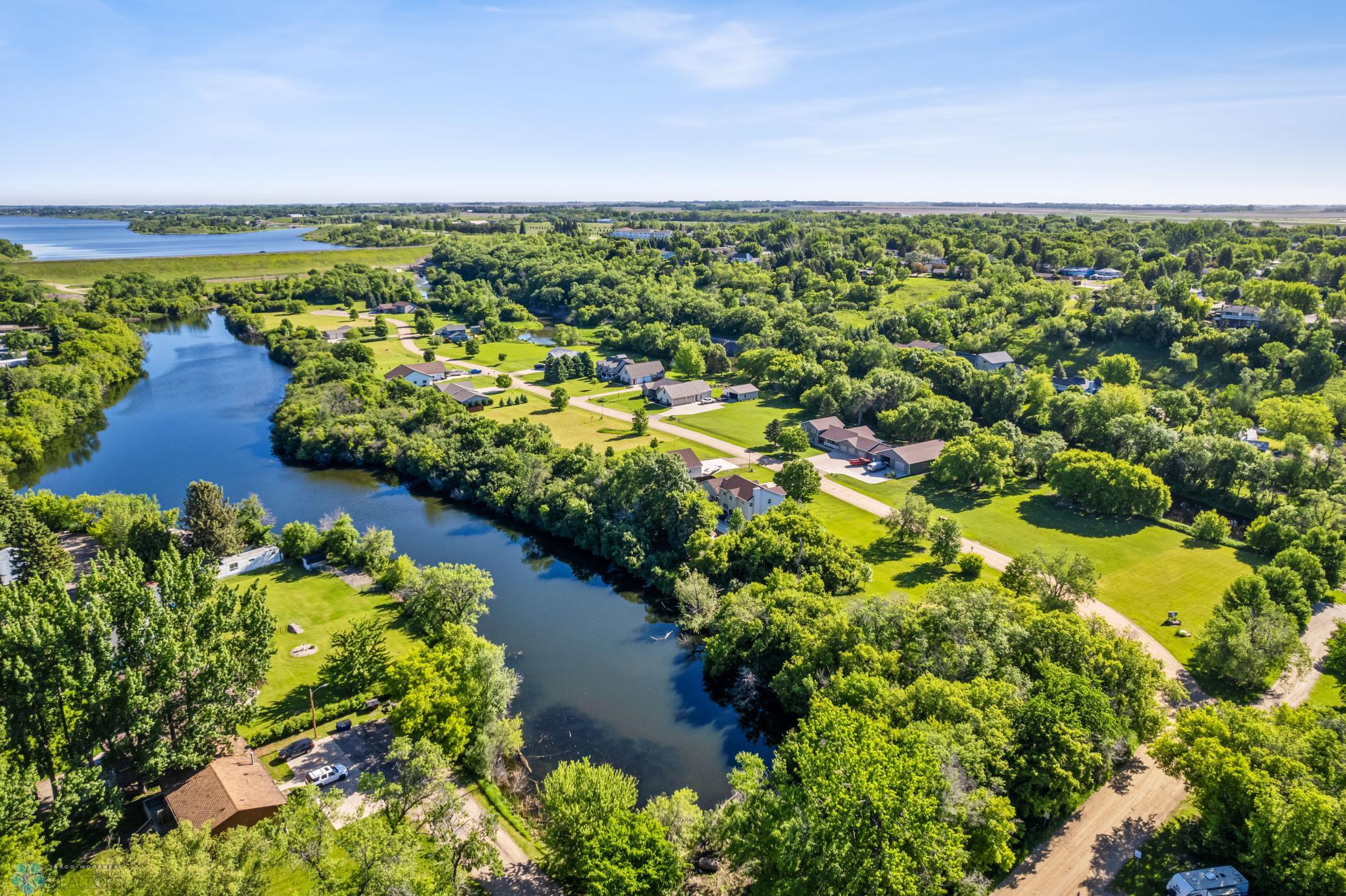 1503 Island Park Drive Property Photo 5