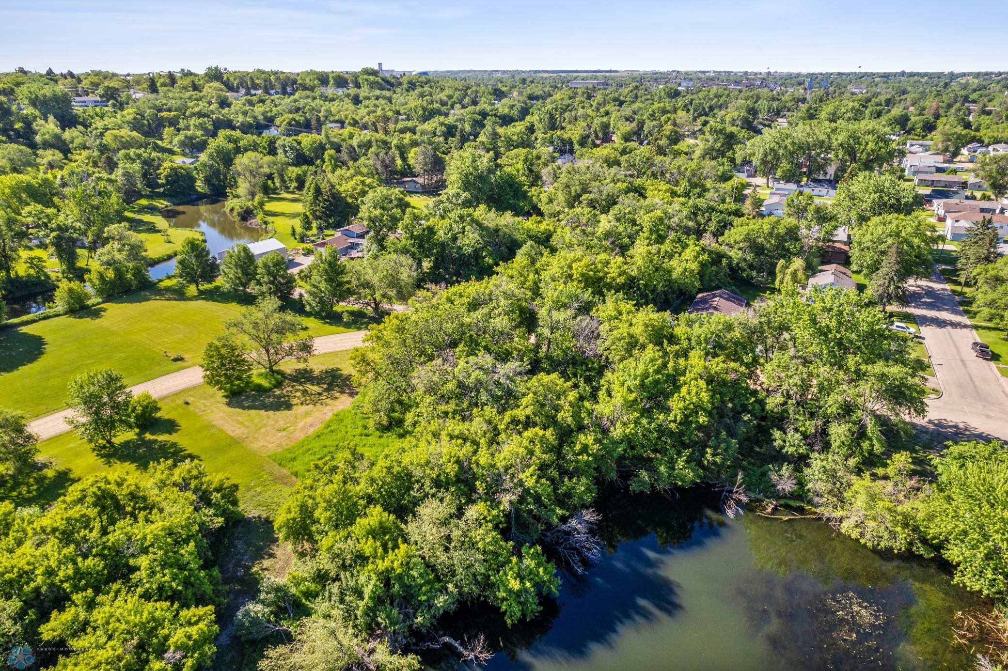 1503 Island Park Drive Property Photo 6