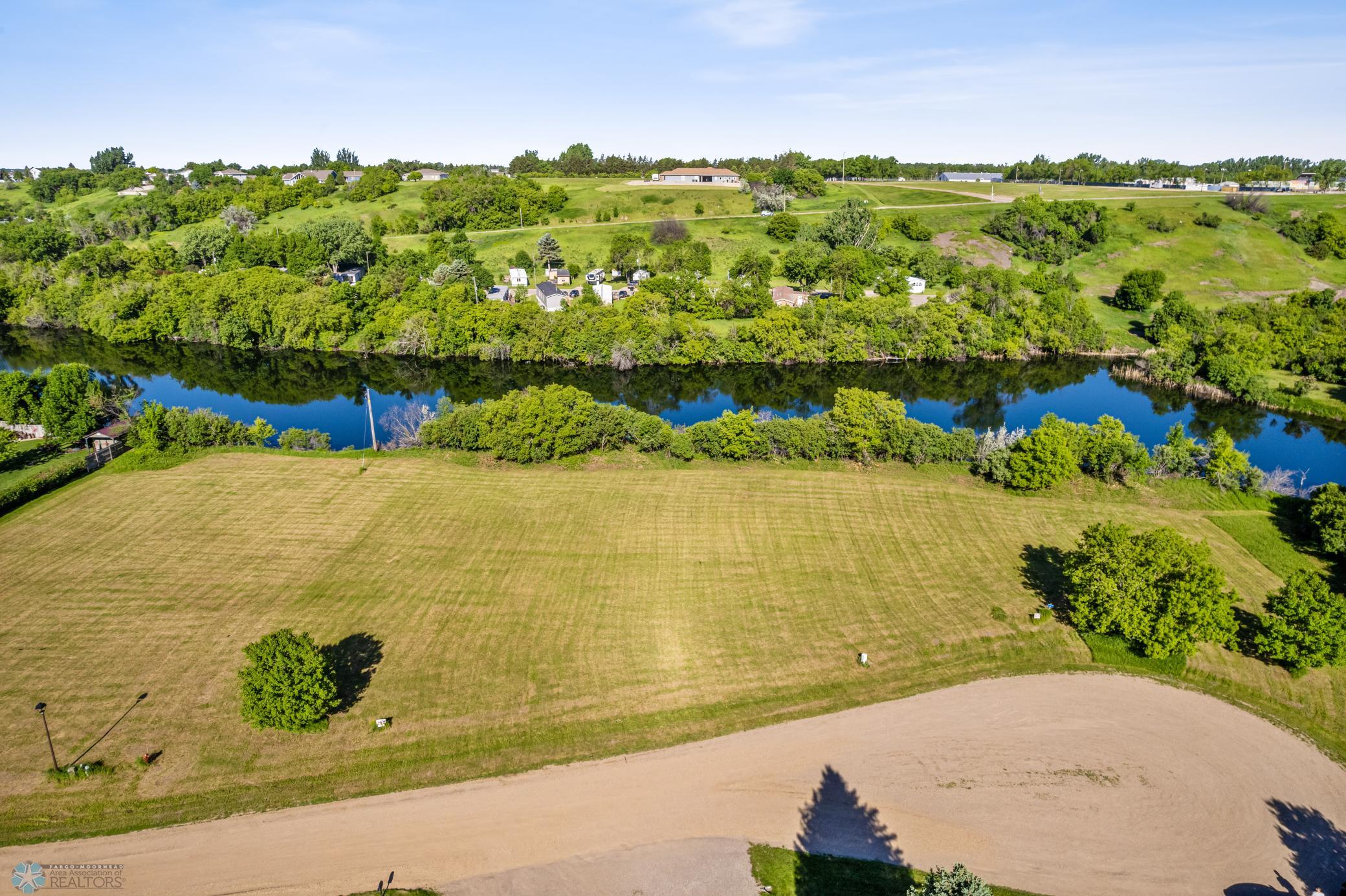 1803 Island Park Drive Property Photo 2