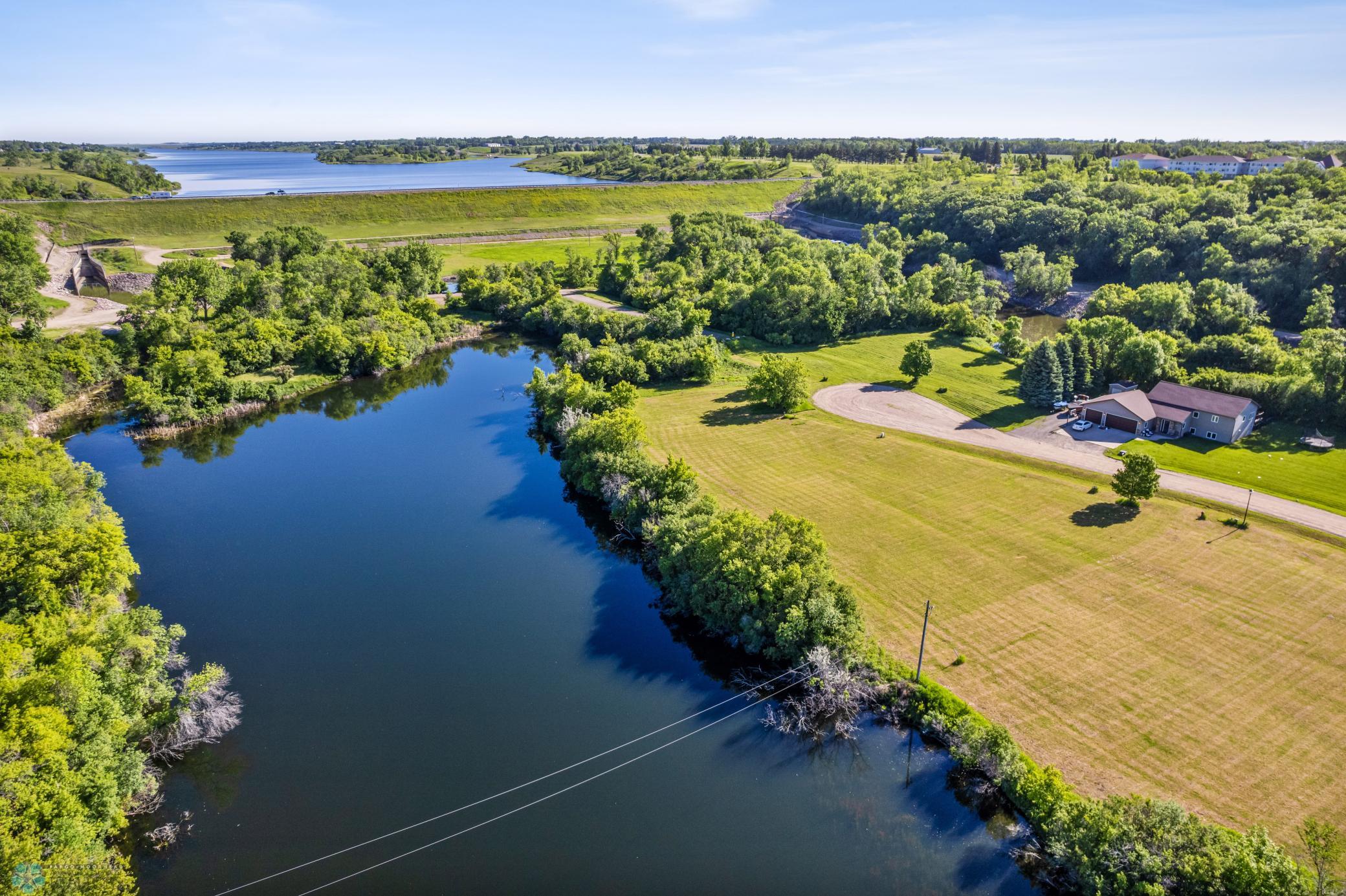 1803 Island Park Drive Property Photo 4