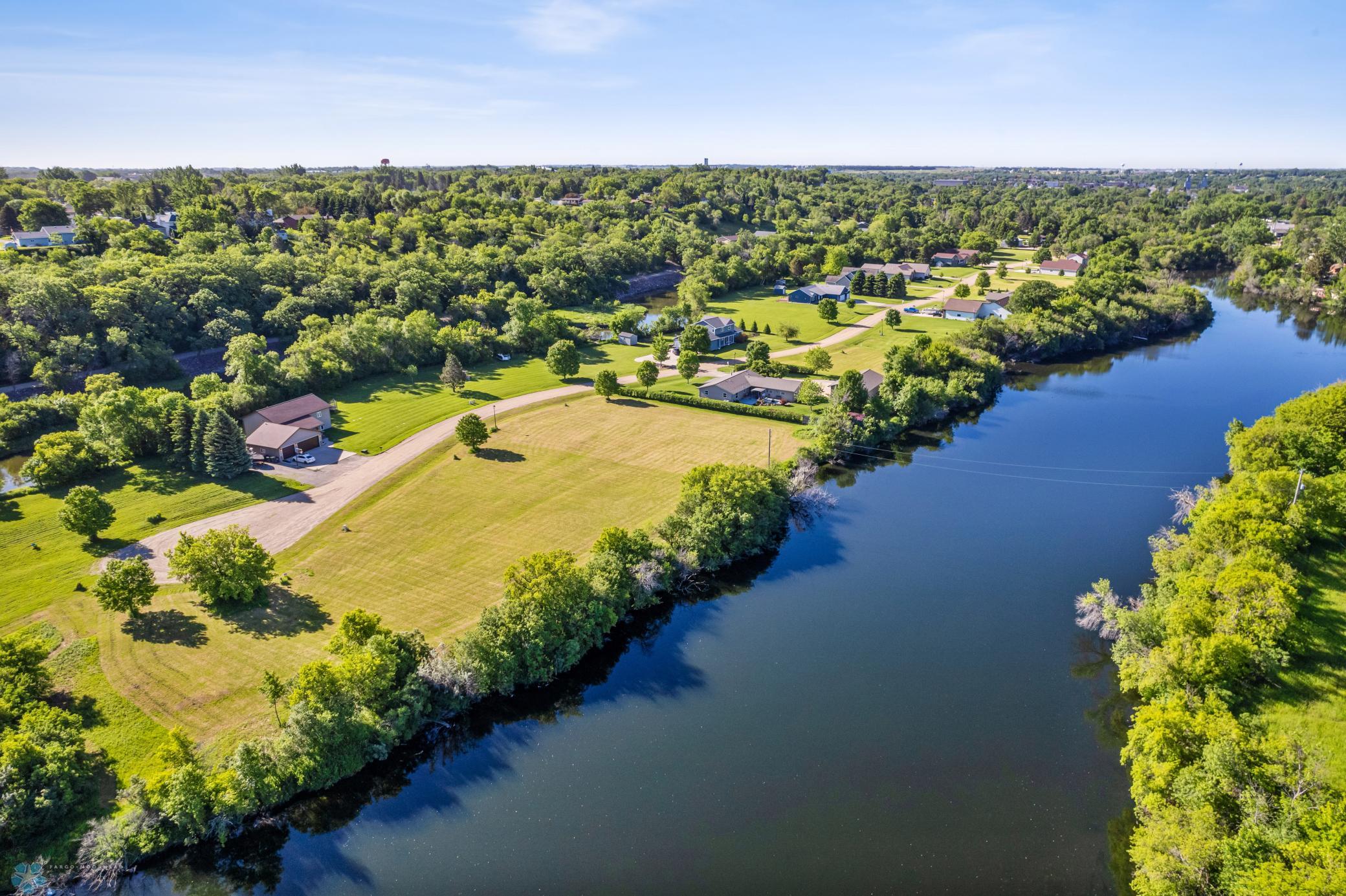 1803 Island Park Drive Property Photo 5