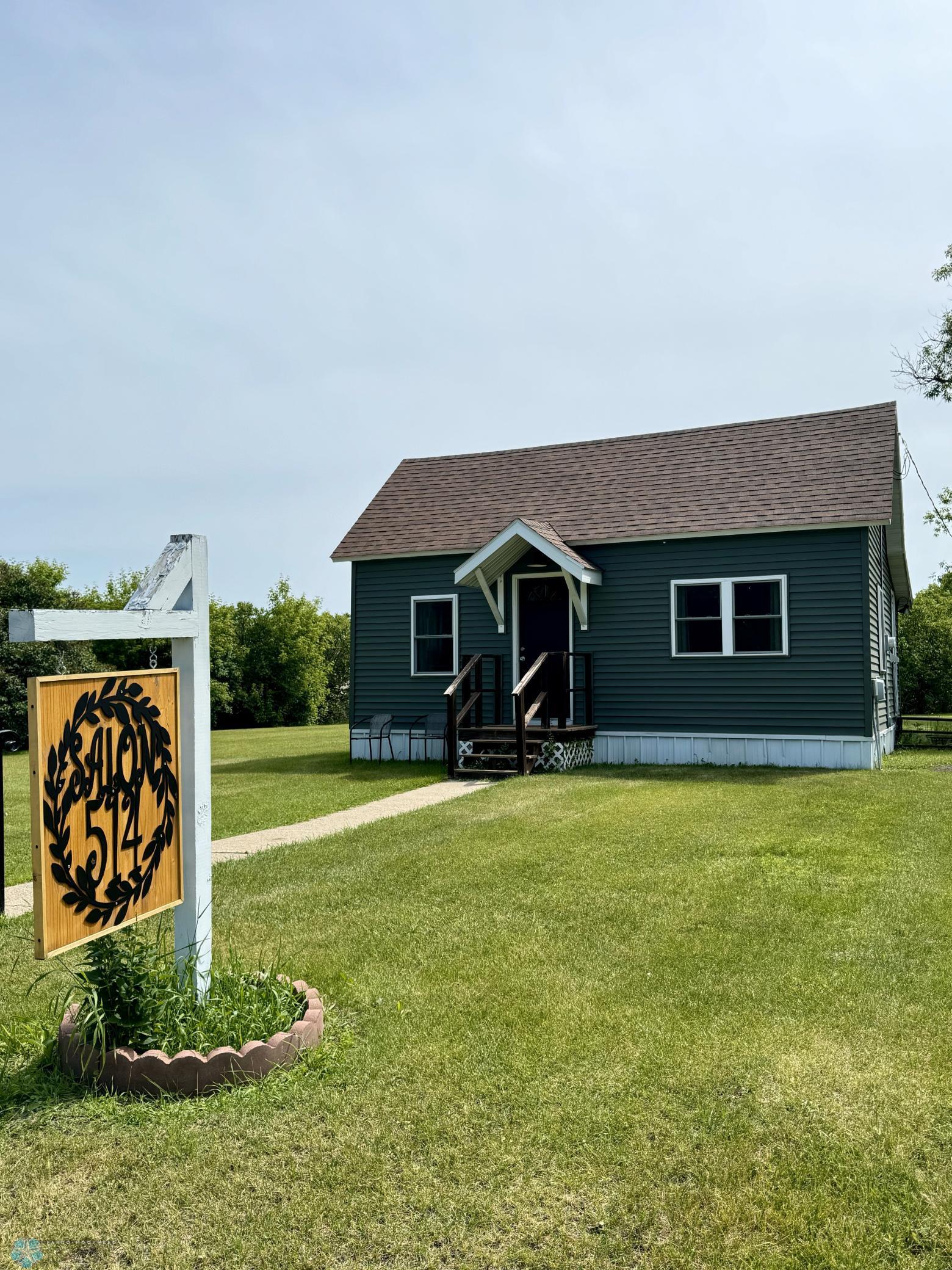 1512 Main Street Property Photo