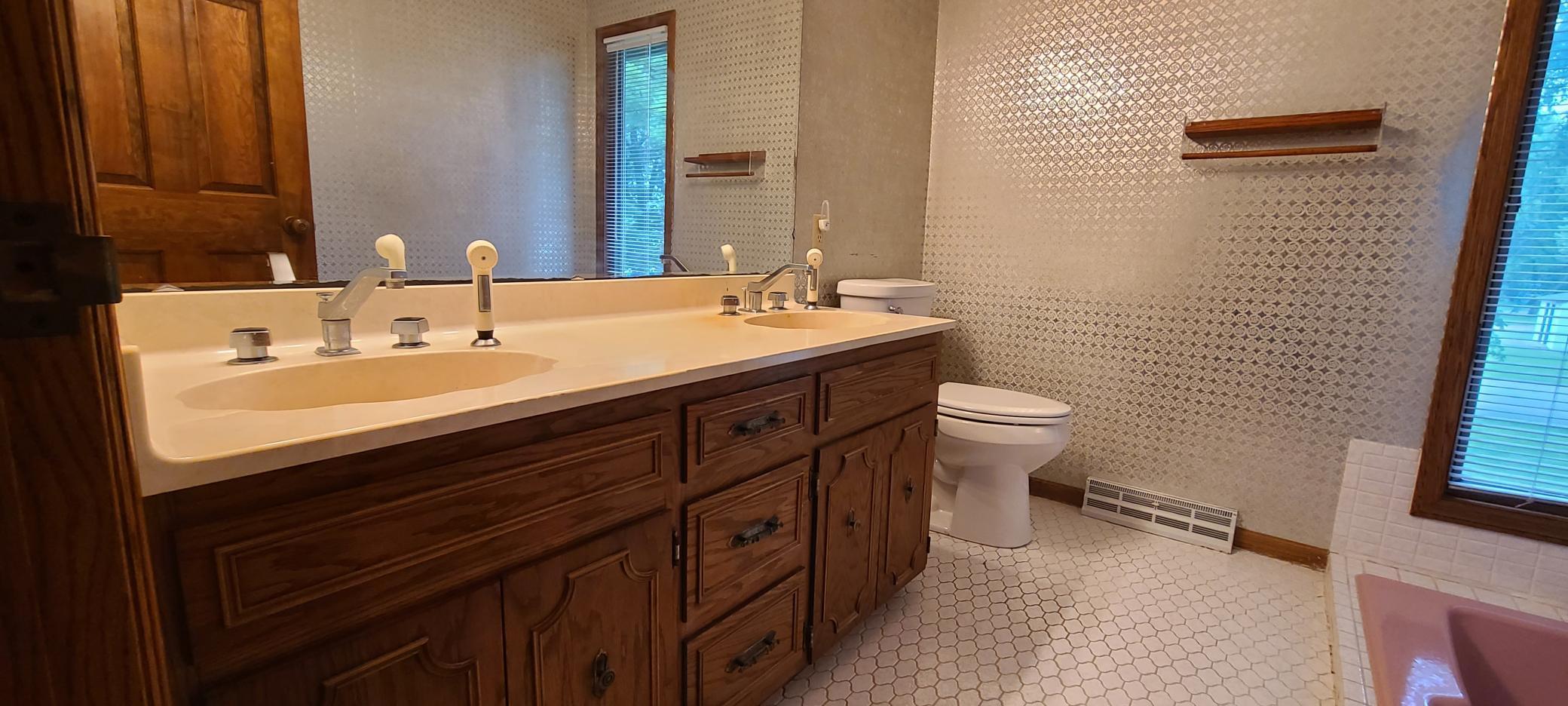 551 2nd Street Property Photo 40