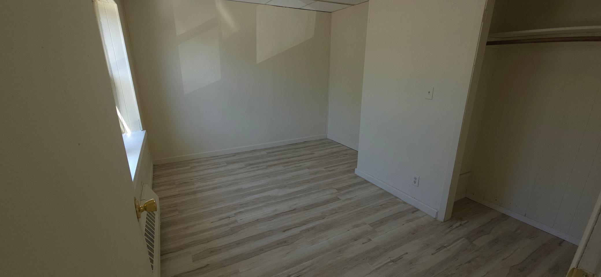 3318 E Lake Street Property Photo 27