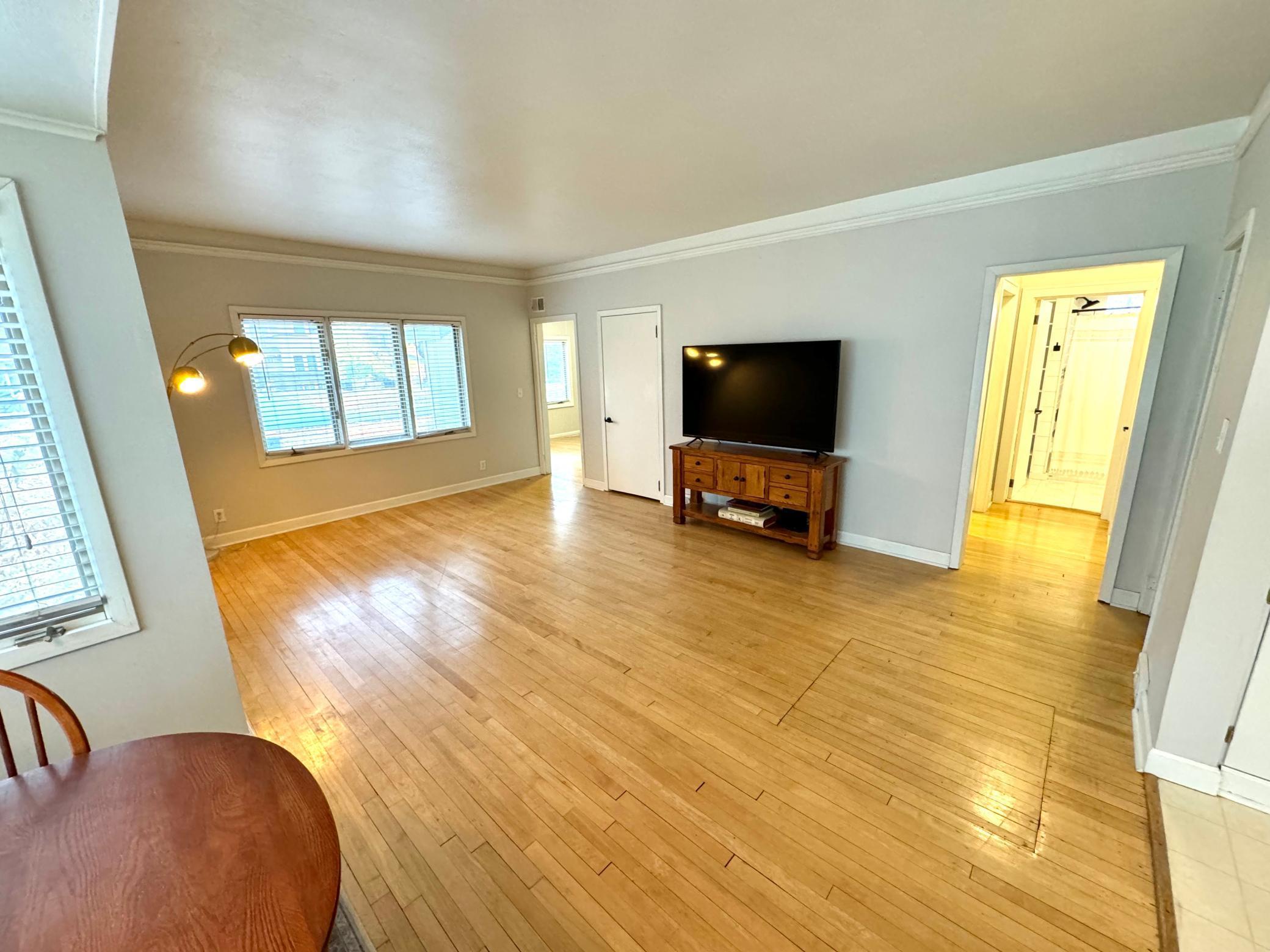 1107 Douglas Street Property Photo 13